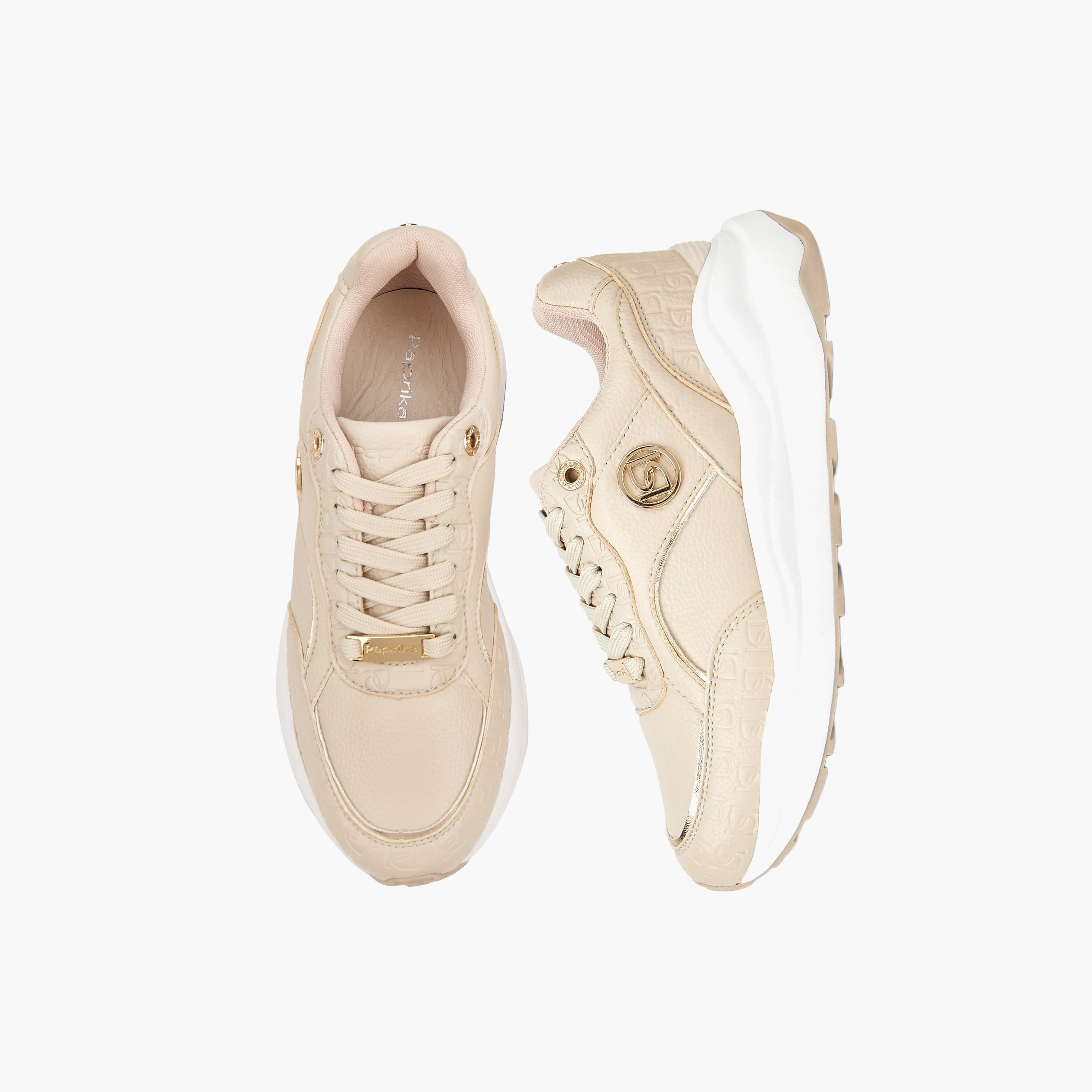 حذاء سنيكرز بارز الملمس برباط إغلاق من ميكس-women-shoes-sneakers-image-1