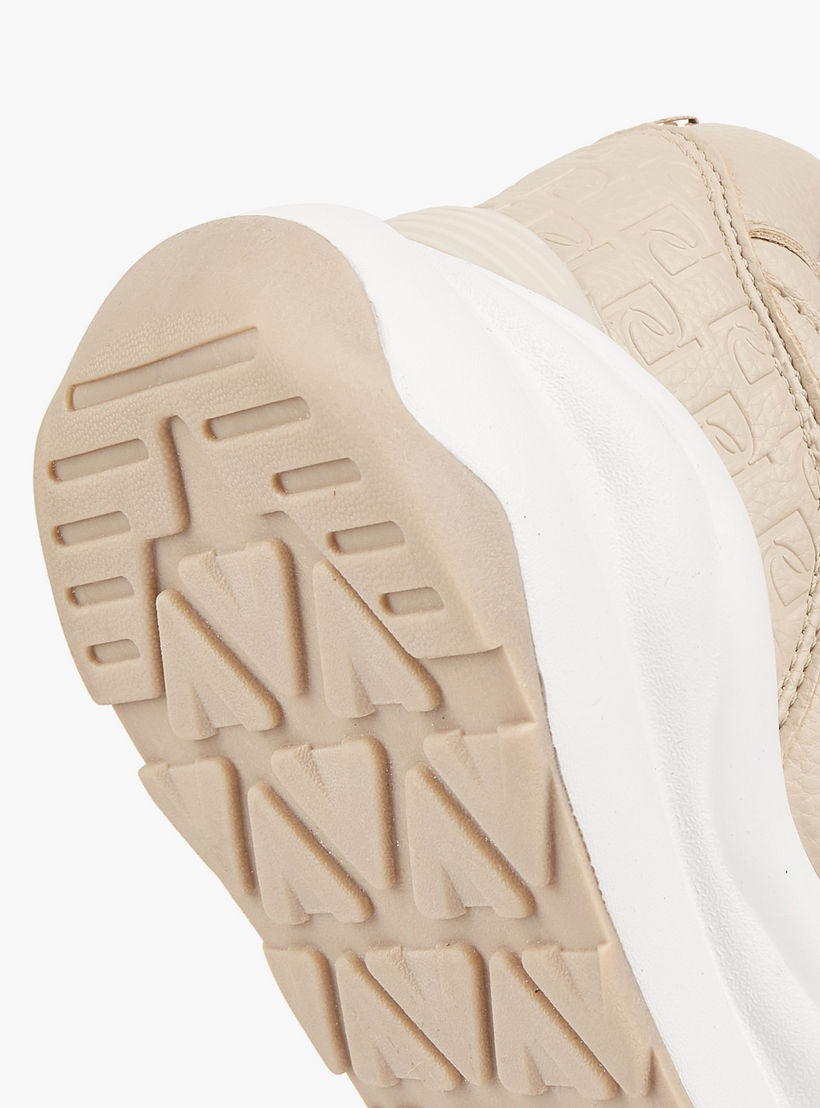 حذاء سنيكرز بارز الملمس برباط إغلاق من ميكس-women-shoes-sneakers-image-4