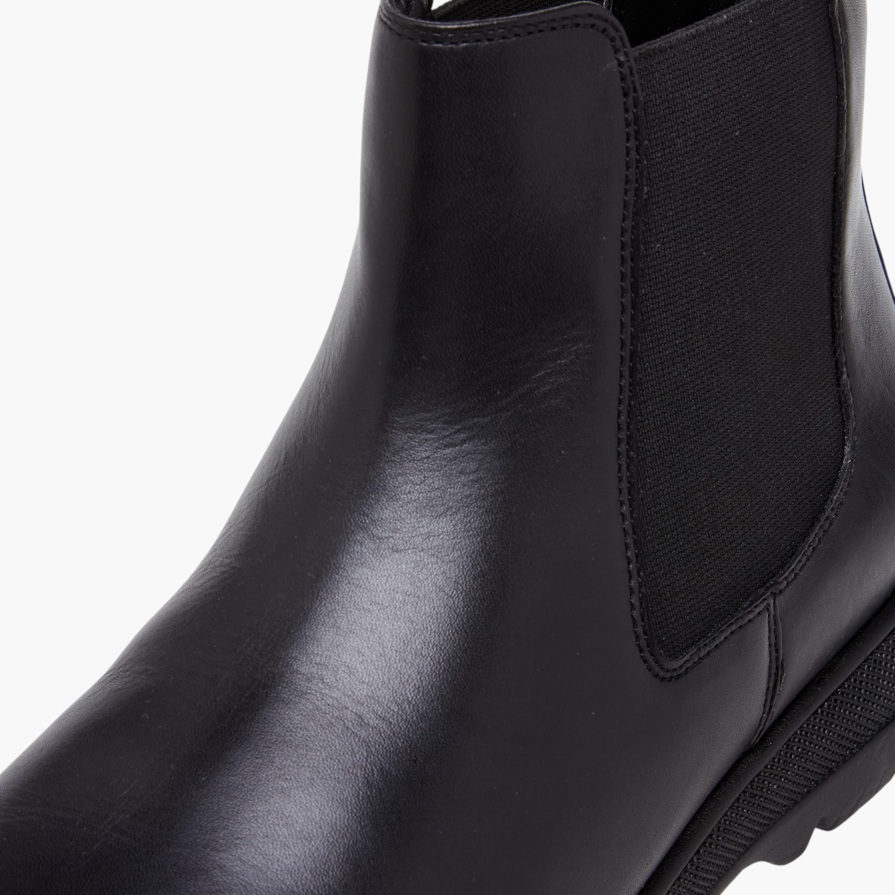 بوت تشيلسي بلسان سحب للنساء من بابريكا-women-shoes-boots-image-4