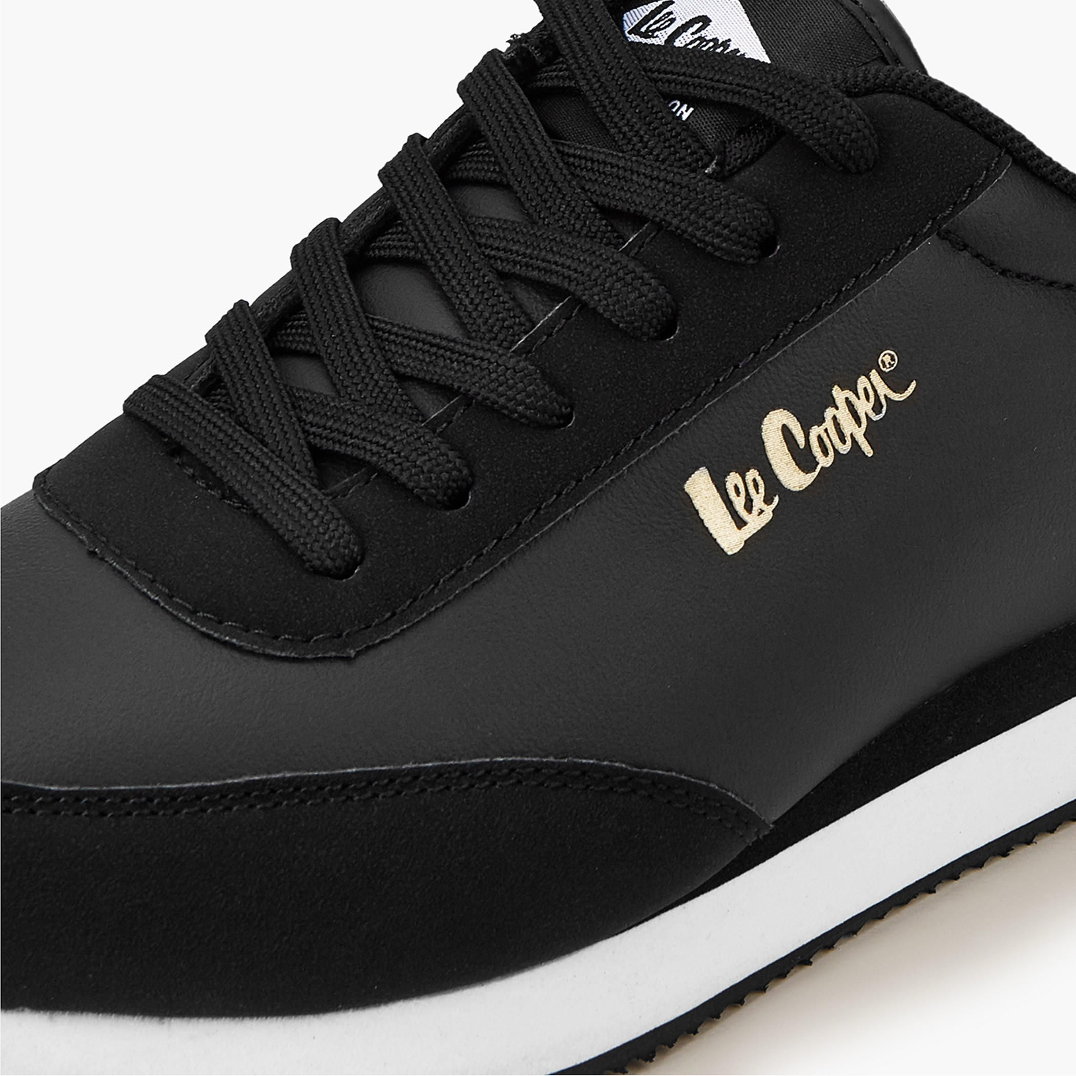 حذاء سنيكرز متعدد التصاميم برباط إغلاق للنساء من لي كوبر-women-shoes-sneakers-image-4