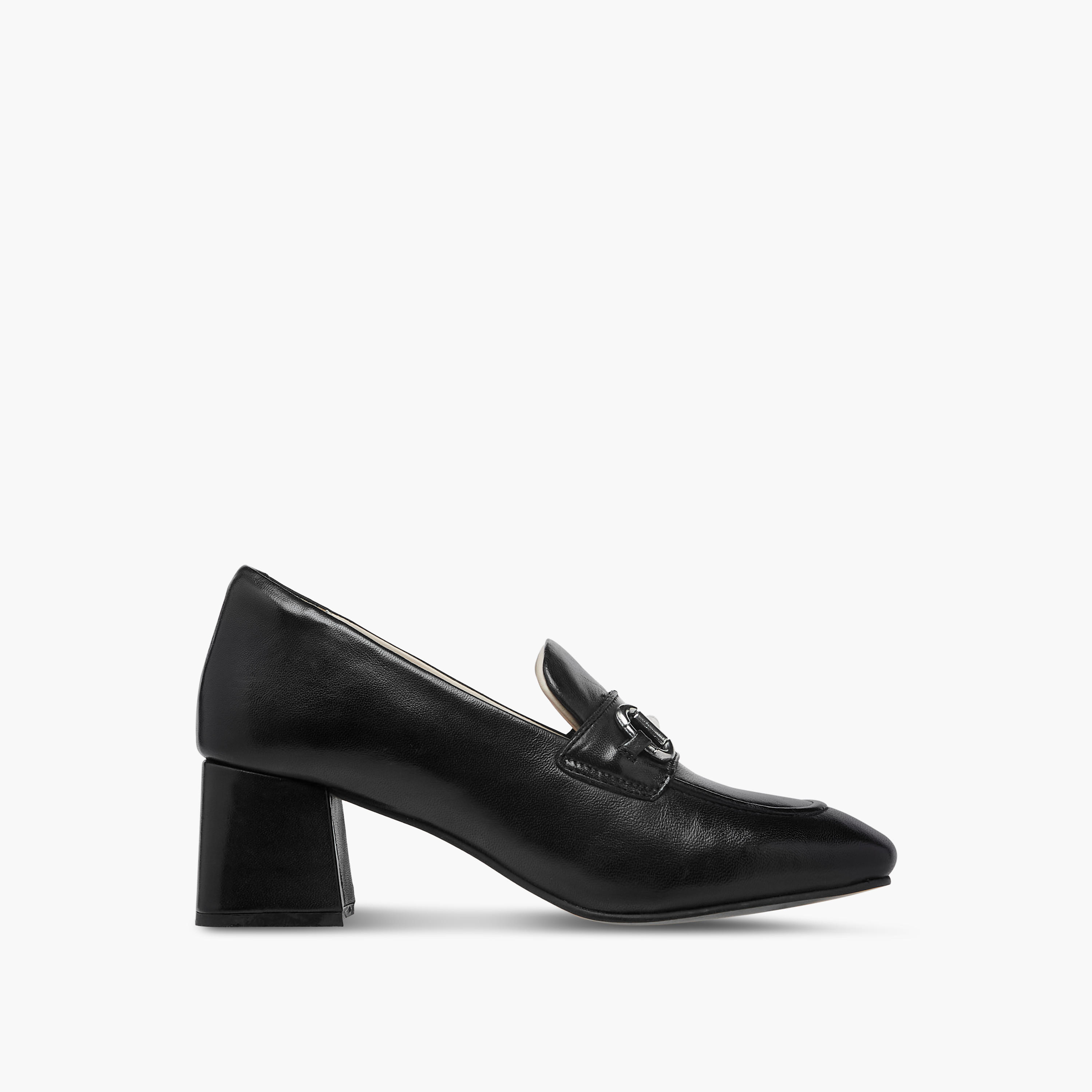 لوفر سهل الارتداء بزينة ميتاليك وكعب سميك من بابريكا-women-shoes-heels-image-3