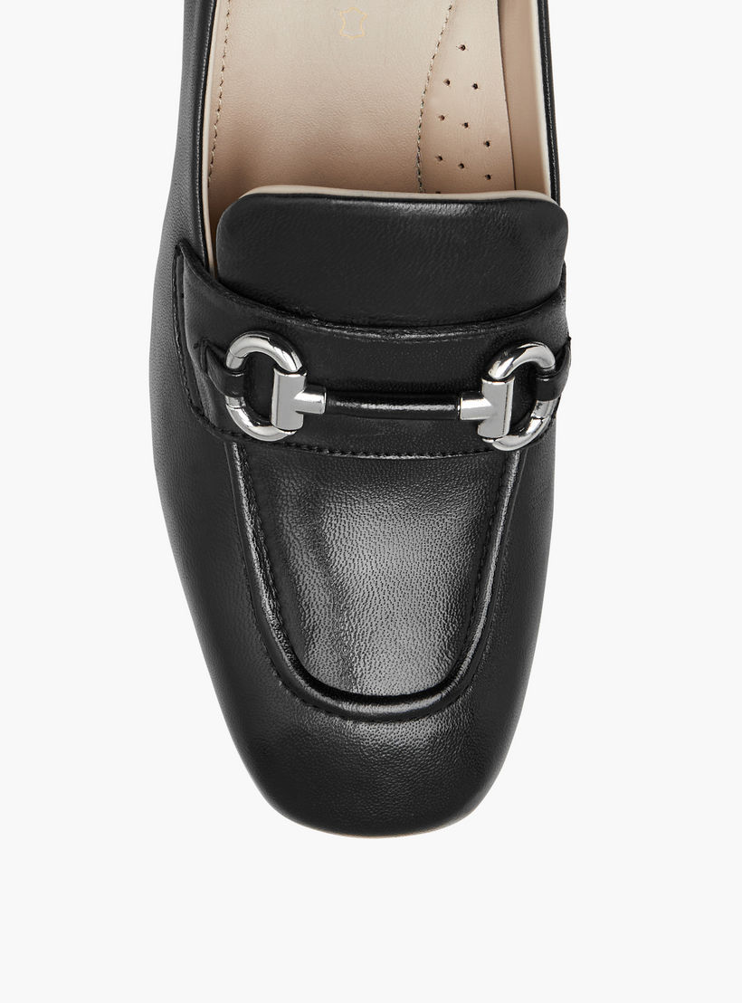 لوفر سهل الارتداء بزينة ميتاليك وكعب سميك من بابريكا-women-shoes-heels-image-4