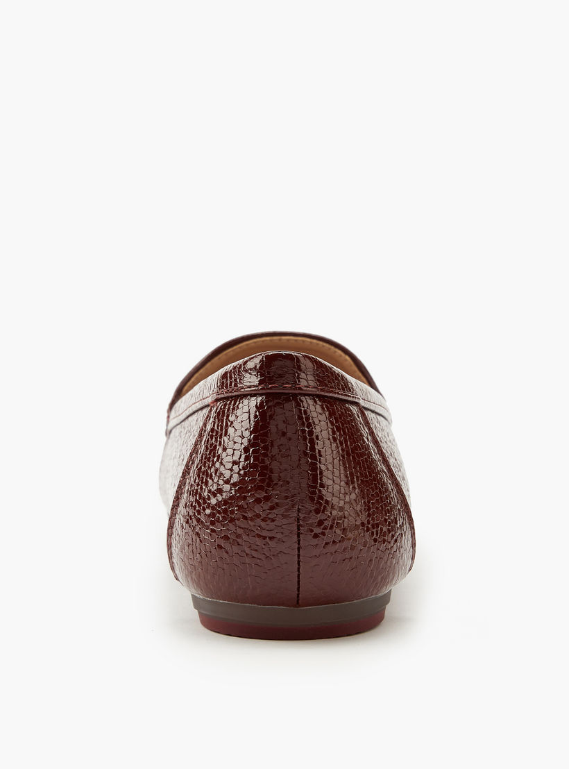 حذاء موكاسين سهل الارتداء وبارز الملمس من فلورا بيلا-women-shoes-loafersandmoccasins-image-5