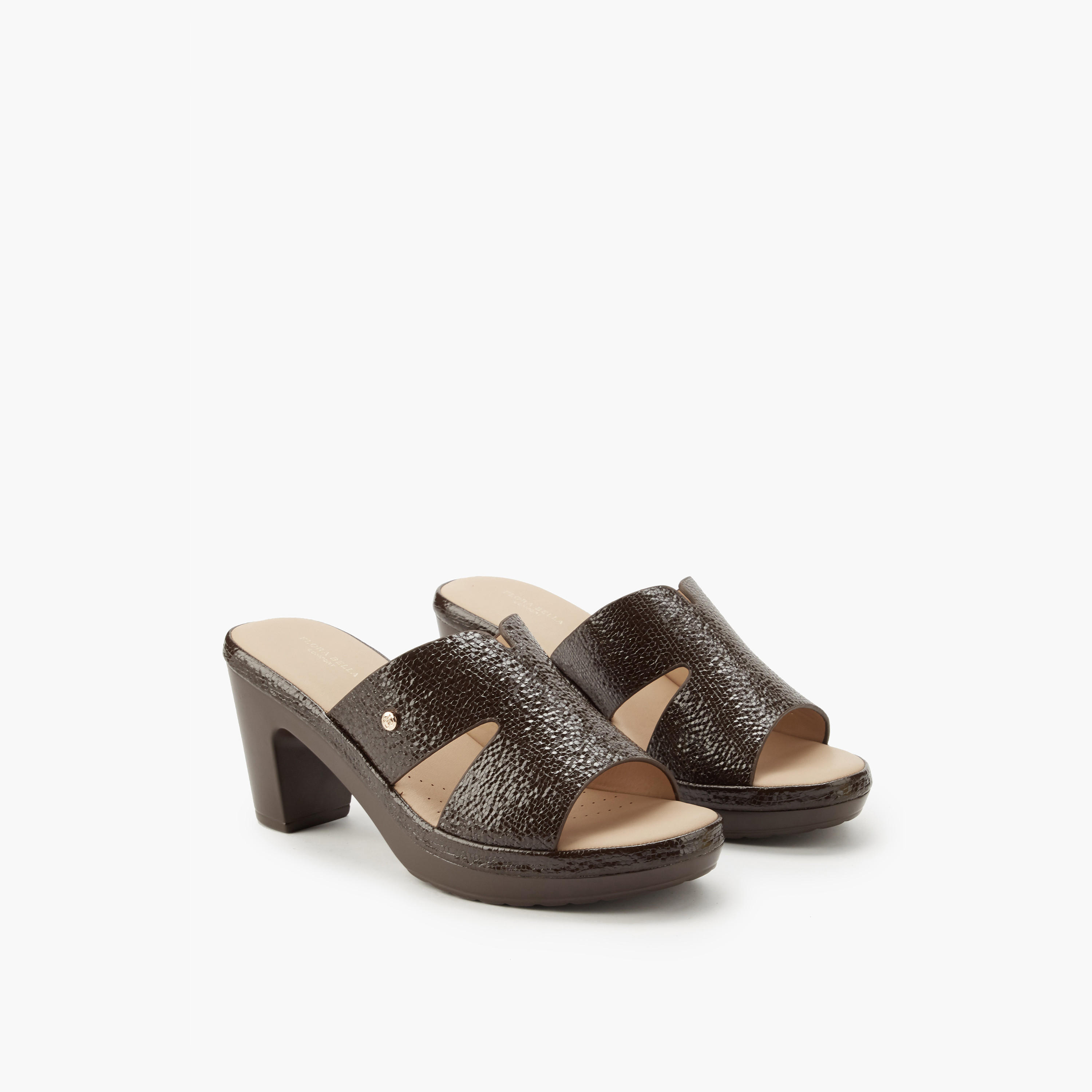 صندل سهل الارتداء وبارز الملمس بكعب سميك من فلورا بيلا-women-shoes-sandals-heeled-image-1