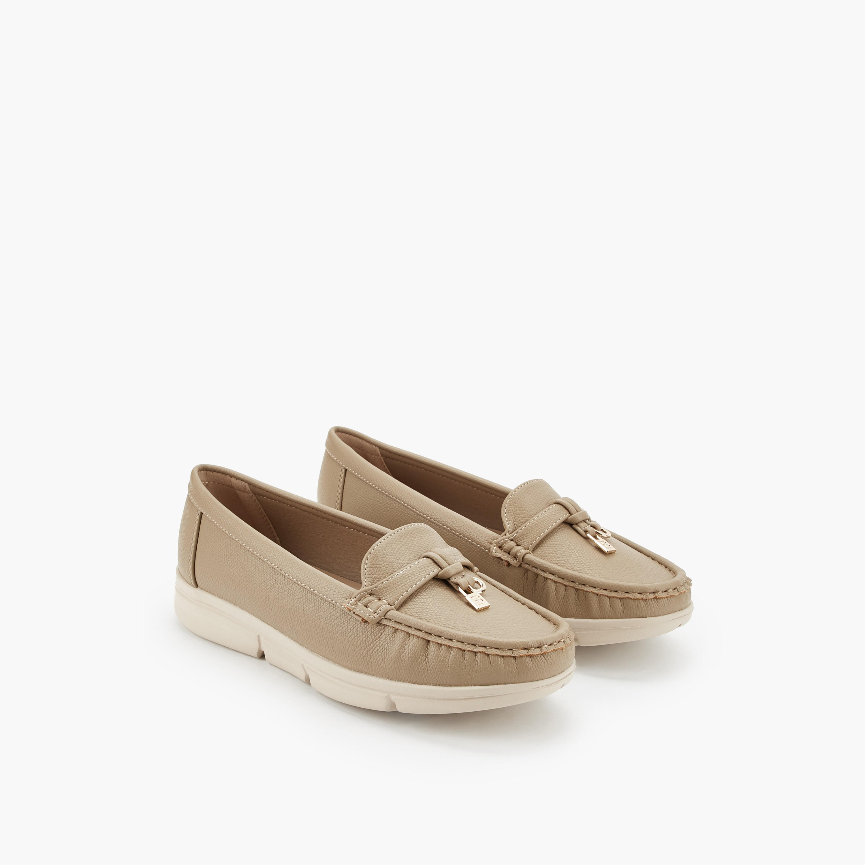 حذاء موكاسين نسائي مريح وأنيق للنساء من فلورا بيلا-women-shoes-flats-moccasins-image-1