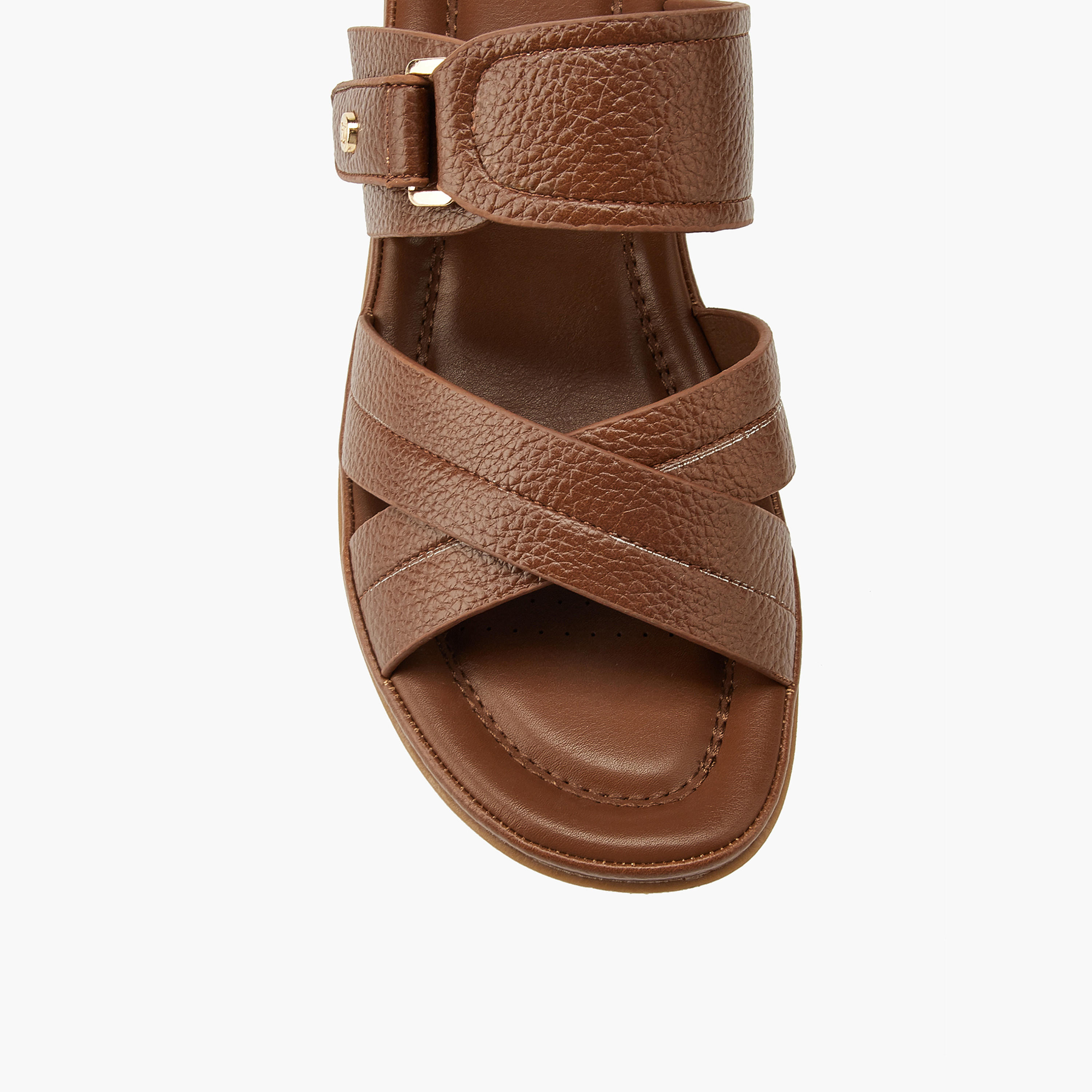 صندل بارز الملمس سهل الارتداء بحزام متقاطع من فلورا بيلا-women-shoes-sandals-heeled-image-4