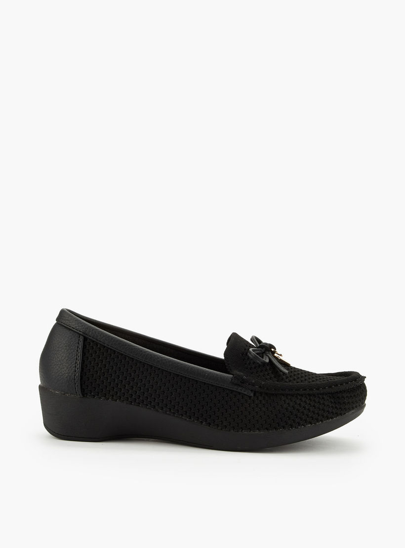 حذاء موكاسين بكعب ويدج للنساء من فلورا بيلا-women-shoes-flats-moccasins-image-3