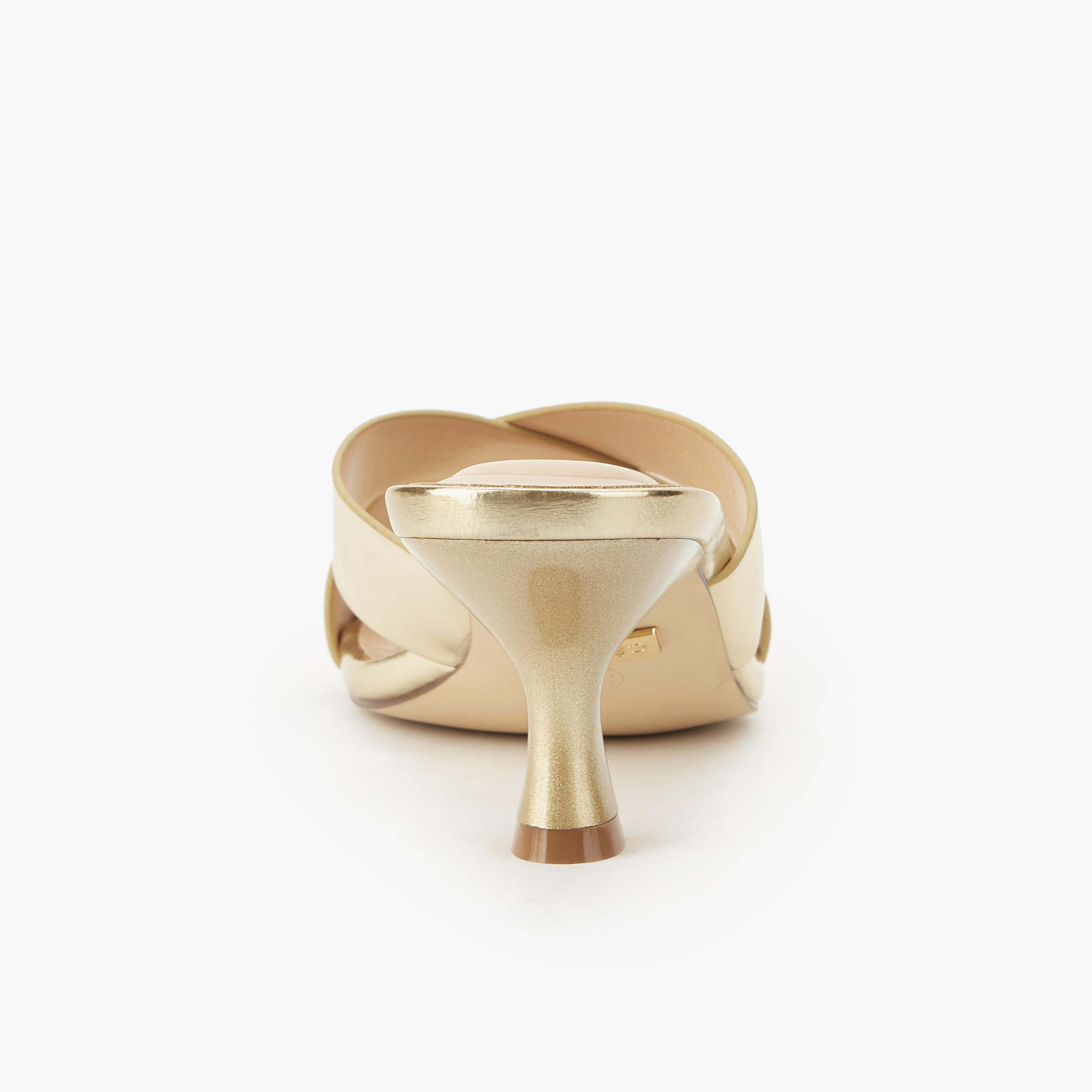 صندل بأحزمة متقاطعة وكعب صغير للنساء من سيليست-women-shoes-sandals-heeled-image-5