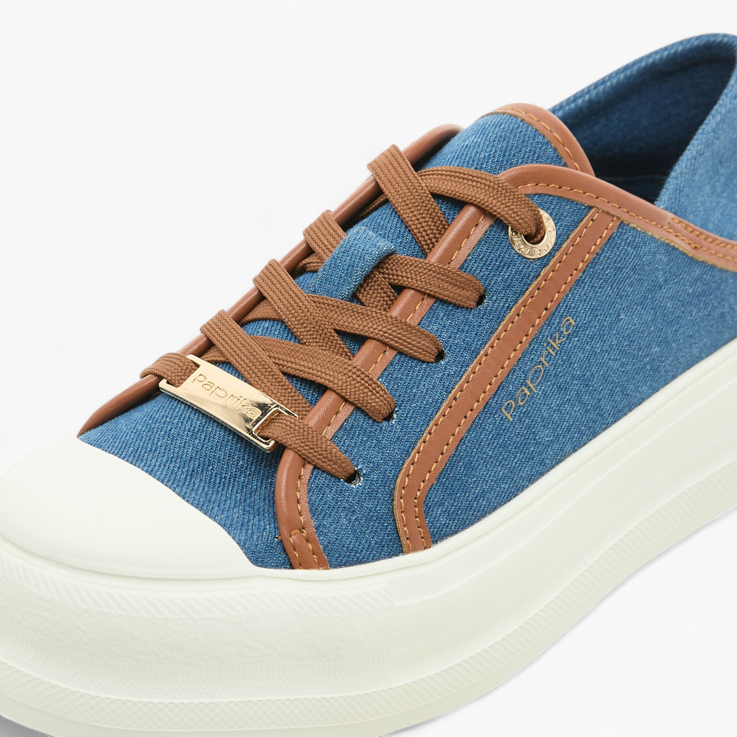 حذاء رياضي بطبعات شعار مع رباط وزينة معدنية من بابريكا-women-shoes-sneakers-image-4