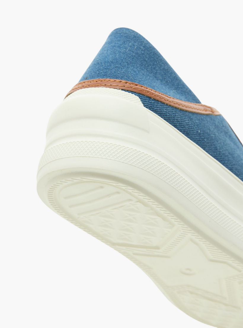 حذاء رياضي بطبعات شعار مع رباط وزينة معدنية من بابريكا-women-shoes-sneakers-image-5