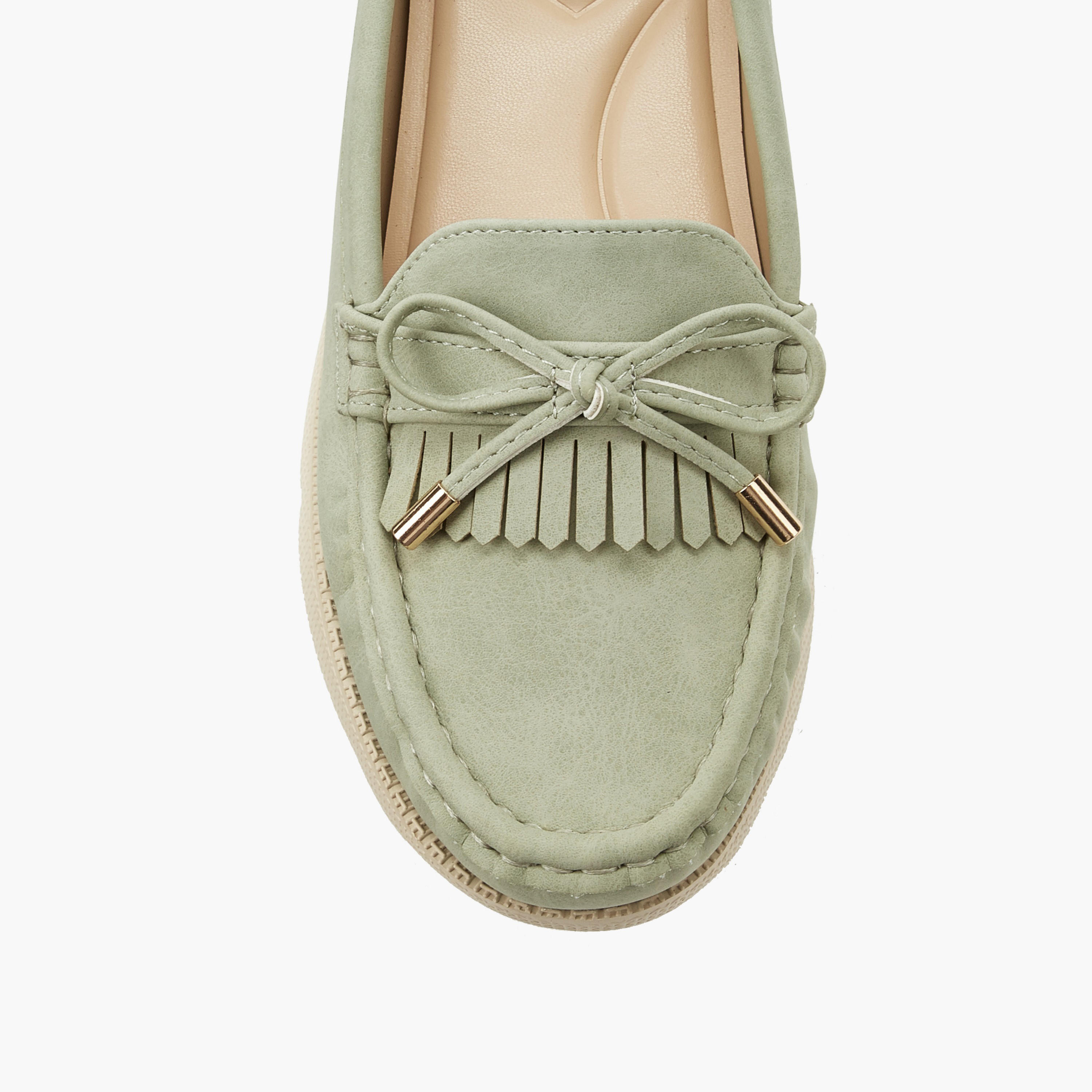حذاء لوفر بشراشيب للنساء من لو كونفورت-women-shoes-loafersandmoccasins-image-4