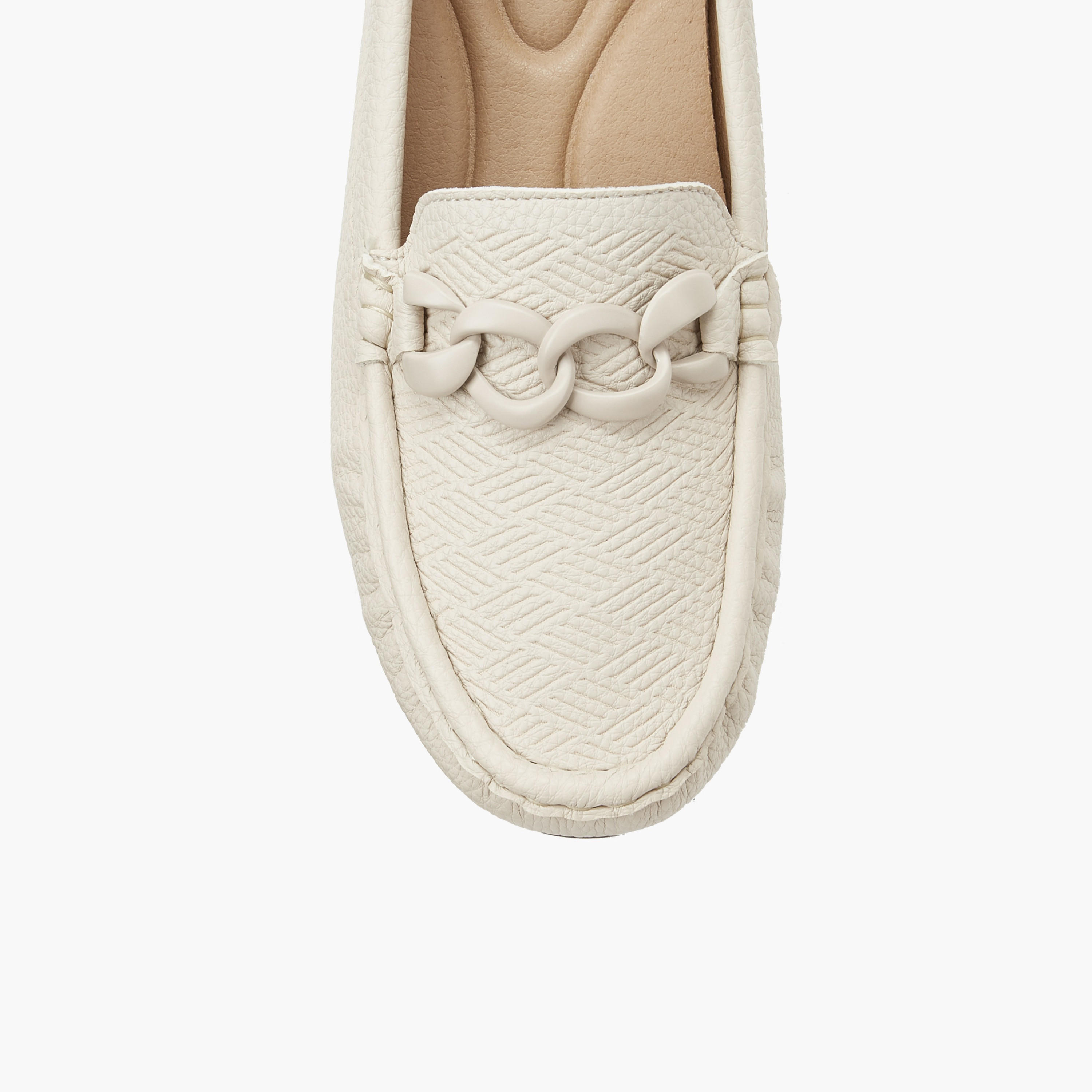 حذاء لوفر بكعب ويدج للنساء من فلورا بيلا-women-shoes-flats-loafers-image-5