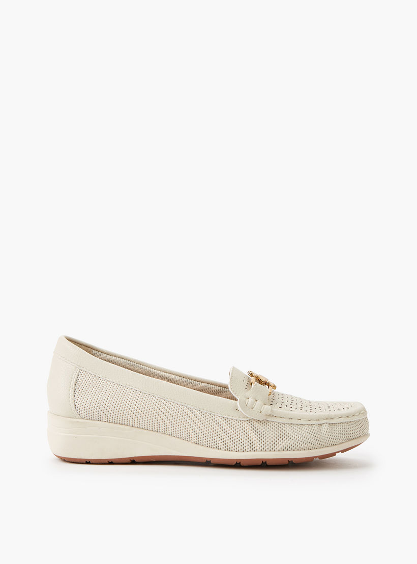 Le Confort Women Perforated Detail Loafers-women-shoes-flats-loafers-image-4