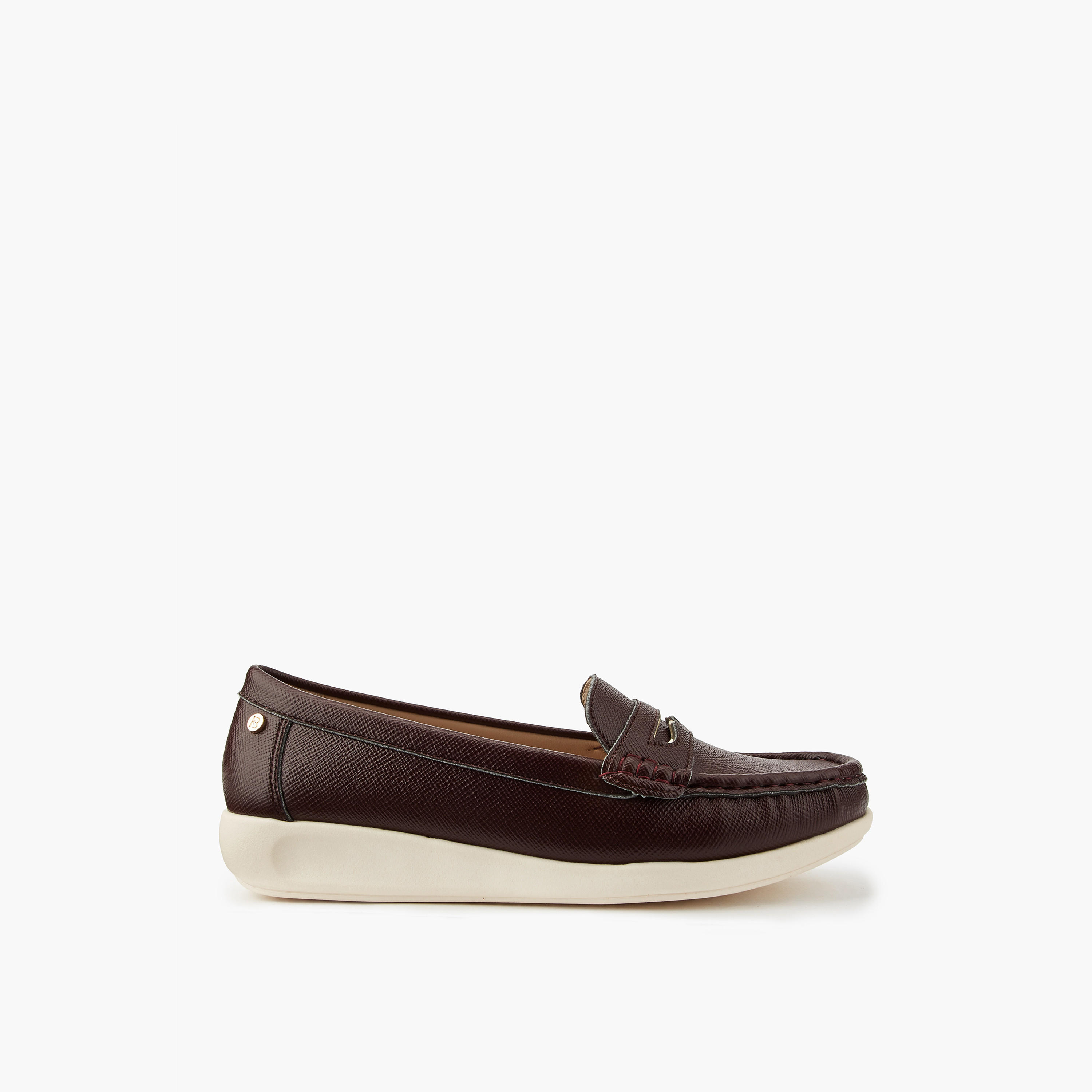 حذاء سهل الارتداء بتزيينات مفرغة للنساء من فلورا بيلا-women-shoes-flats-loafers-image-2