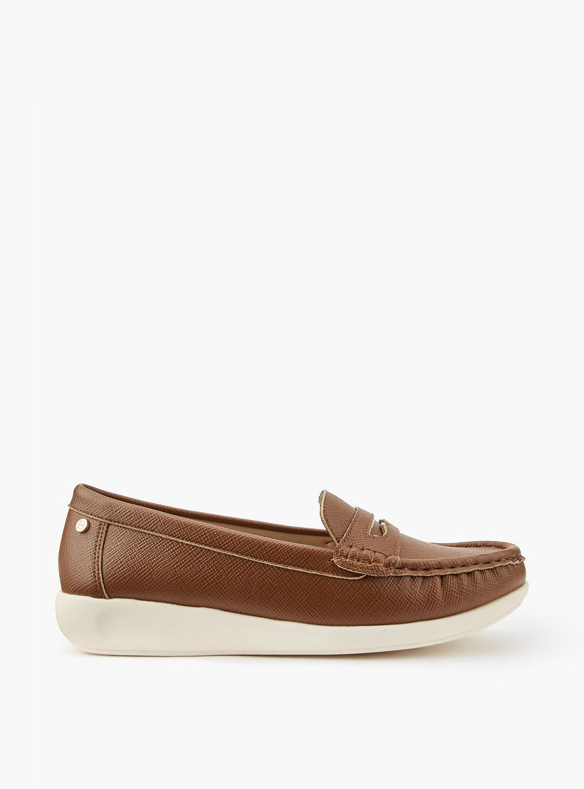 حذاء سهل الارتداء بتزيينات مفرغة للنساء من فلورا بيلا-women-shoes-flats-loafers-image-2