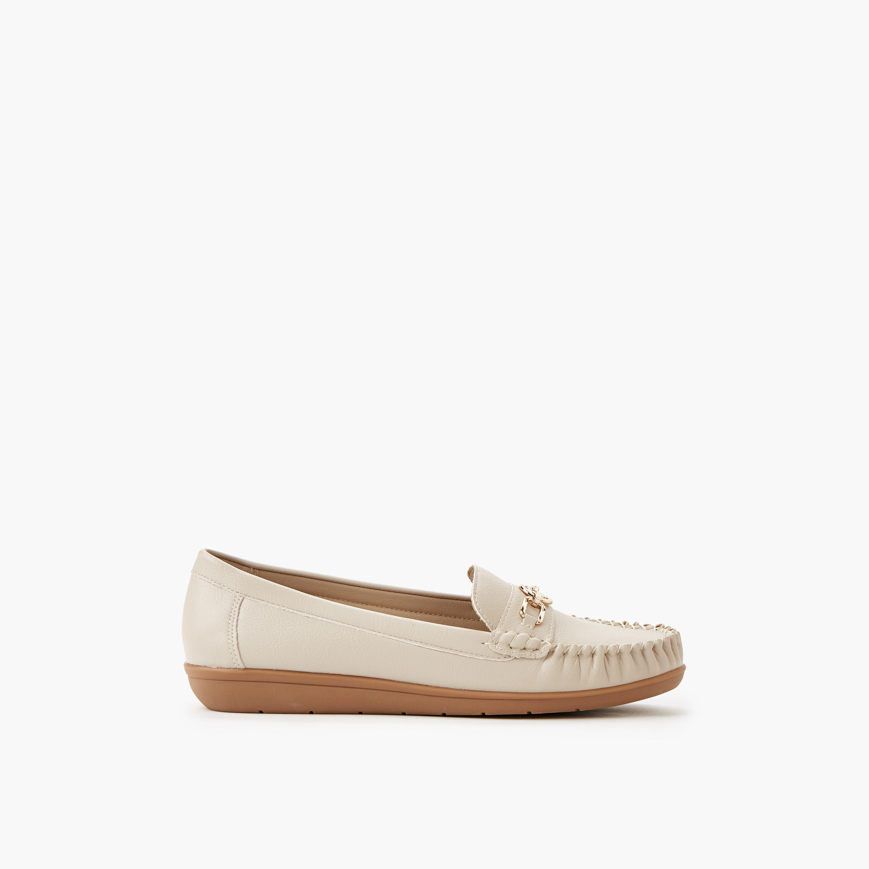 حذاء لوفر بزينة معدن للنساء من لو كونفورت-women-shoes-loafersandmoccasins-image-3