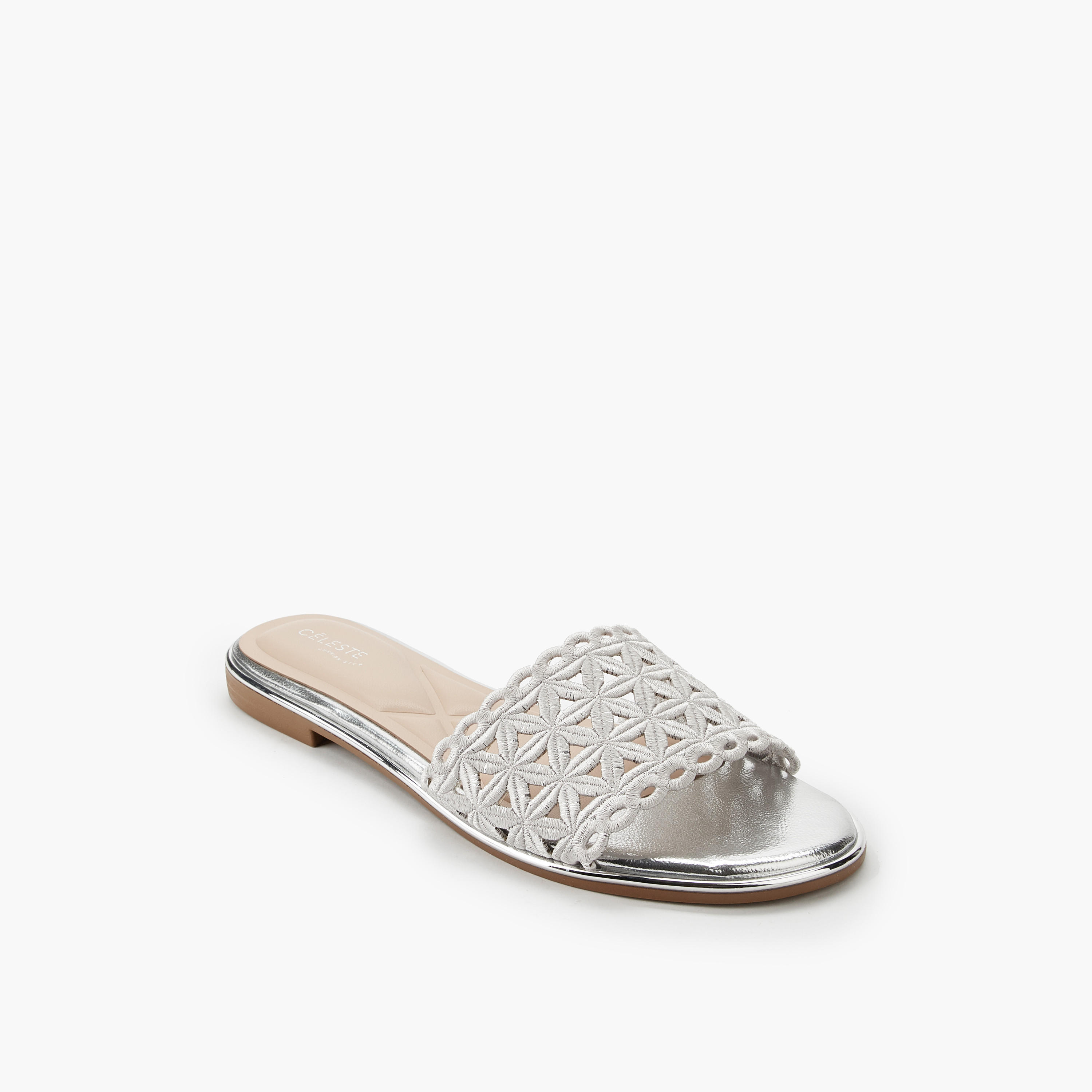 صندل مسطح بتفاصيل مفرغة بالليزر للنساء من سيليست-women-shoes-flats-sandals-image-3