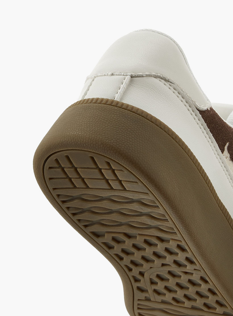 حذاء سنيكرز برباط إغلاق للنساء من فلورا بيلا-women-shoes-sneakers-image-5