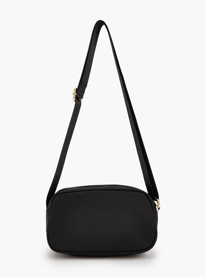 شنطة كروس بودي سادة بحزام قابل للتعديل من فلورا بيلا-women-bagsandwallets-handbags-image-4