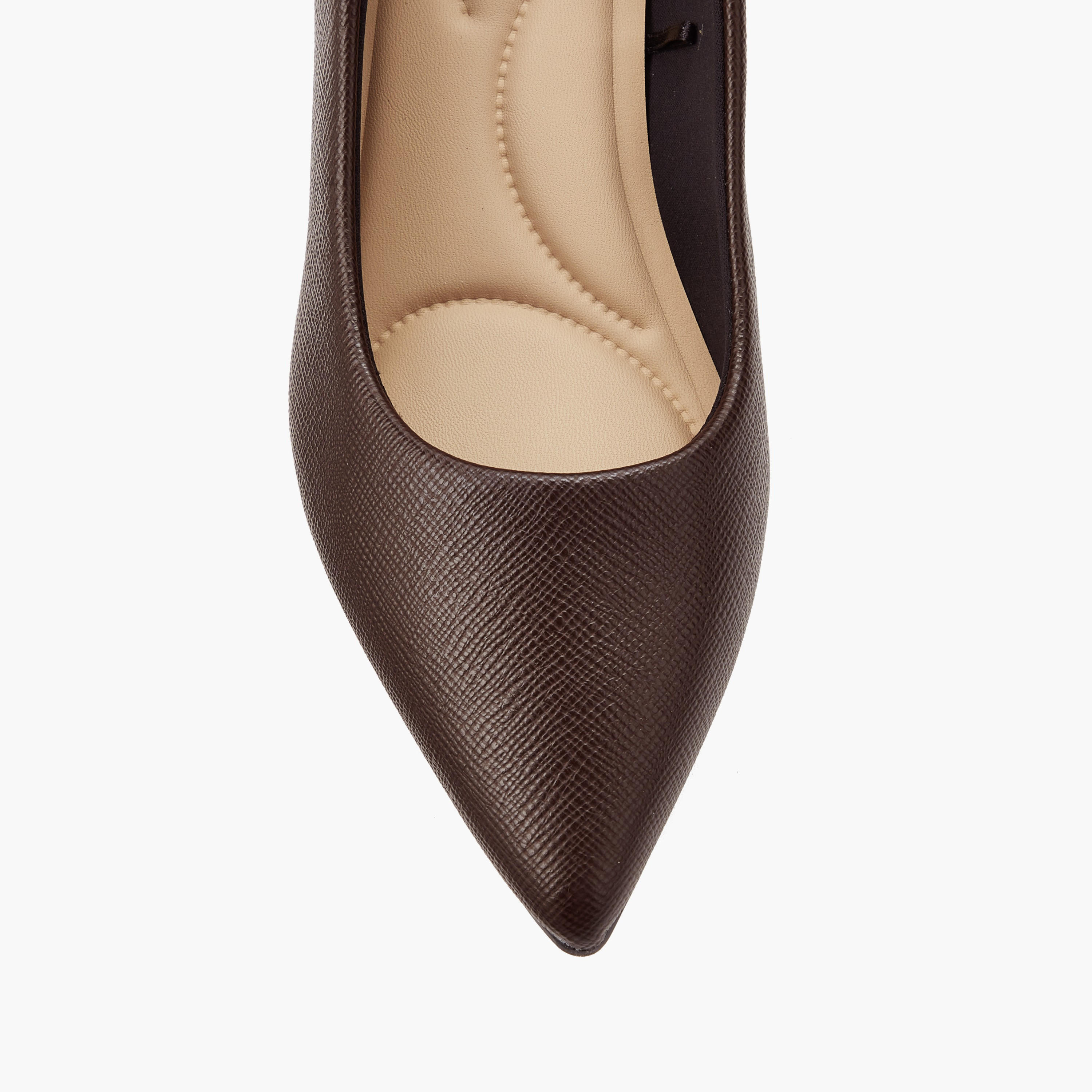 حذاء بكعب عريض للنساء من فلورا بيلا-women-shoes-sandals-heeled-image-4