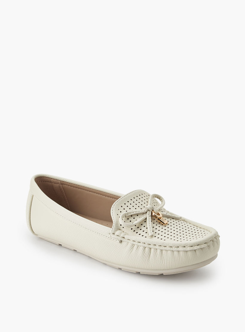 حذاء موكاسين بفيونكة للنساء من فلورا بيلا-women-shoes-flats-moccasins-image-2