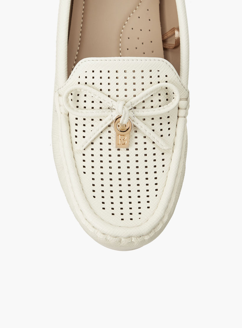 حذاء موكاسين بفيونكة للنساء من فلورا بيلا-women-shoes-flats-moccasins-image-5