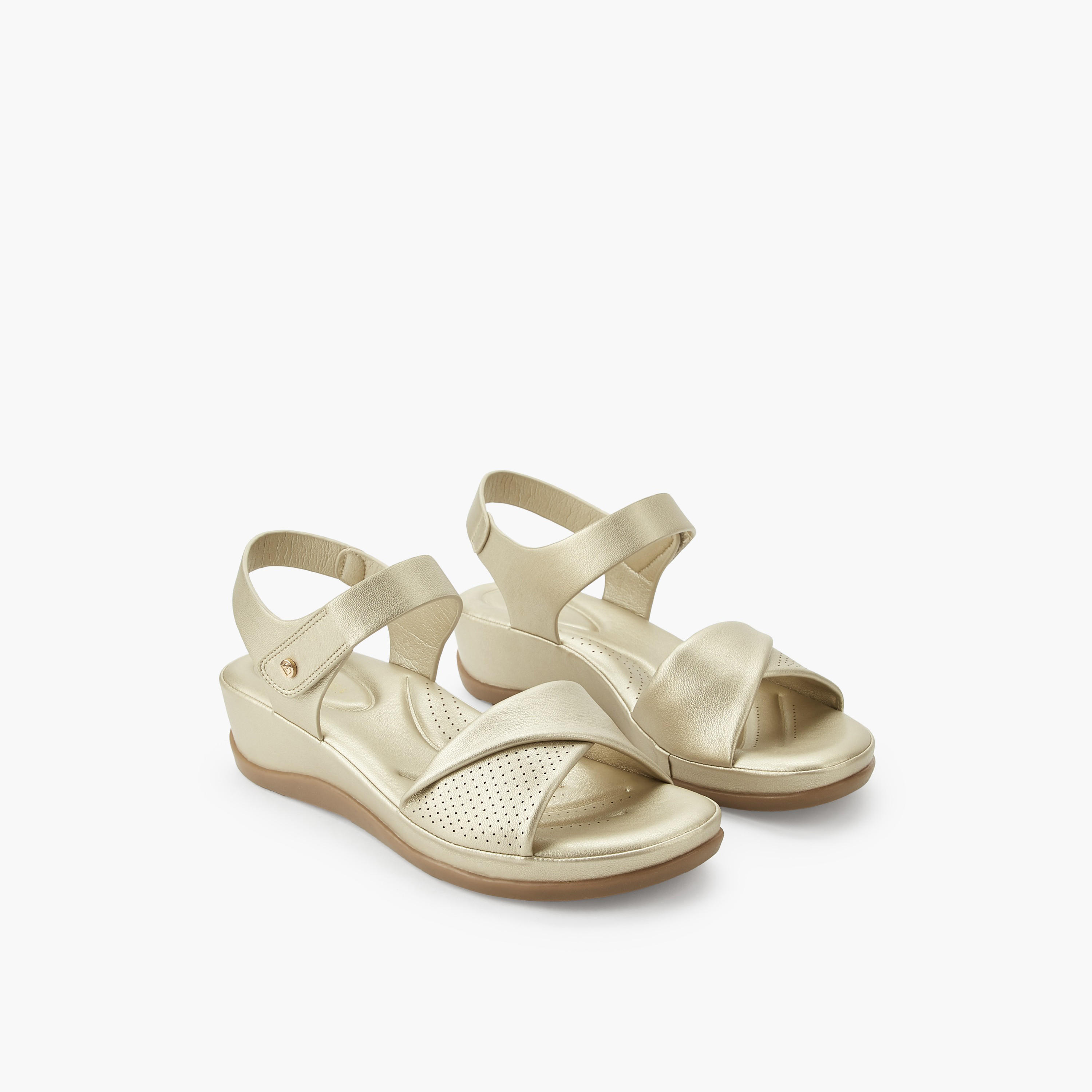 صندل مثقب بشريط إغلاق للنساء من فلورا بيلا-women-shoes-flats-sandals-image-1
