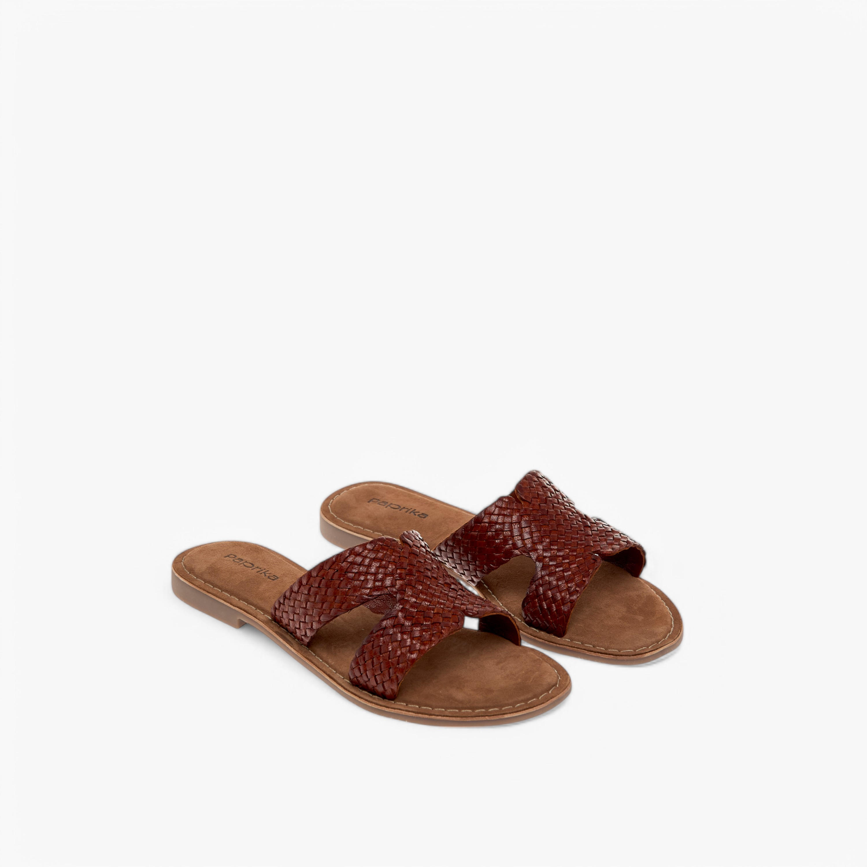 صندل مسطح سهل الارتداء بملمس جلد بارز من بابريكا-women-shoes-flats-sandals-image-1