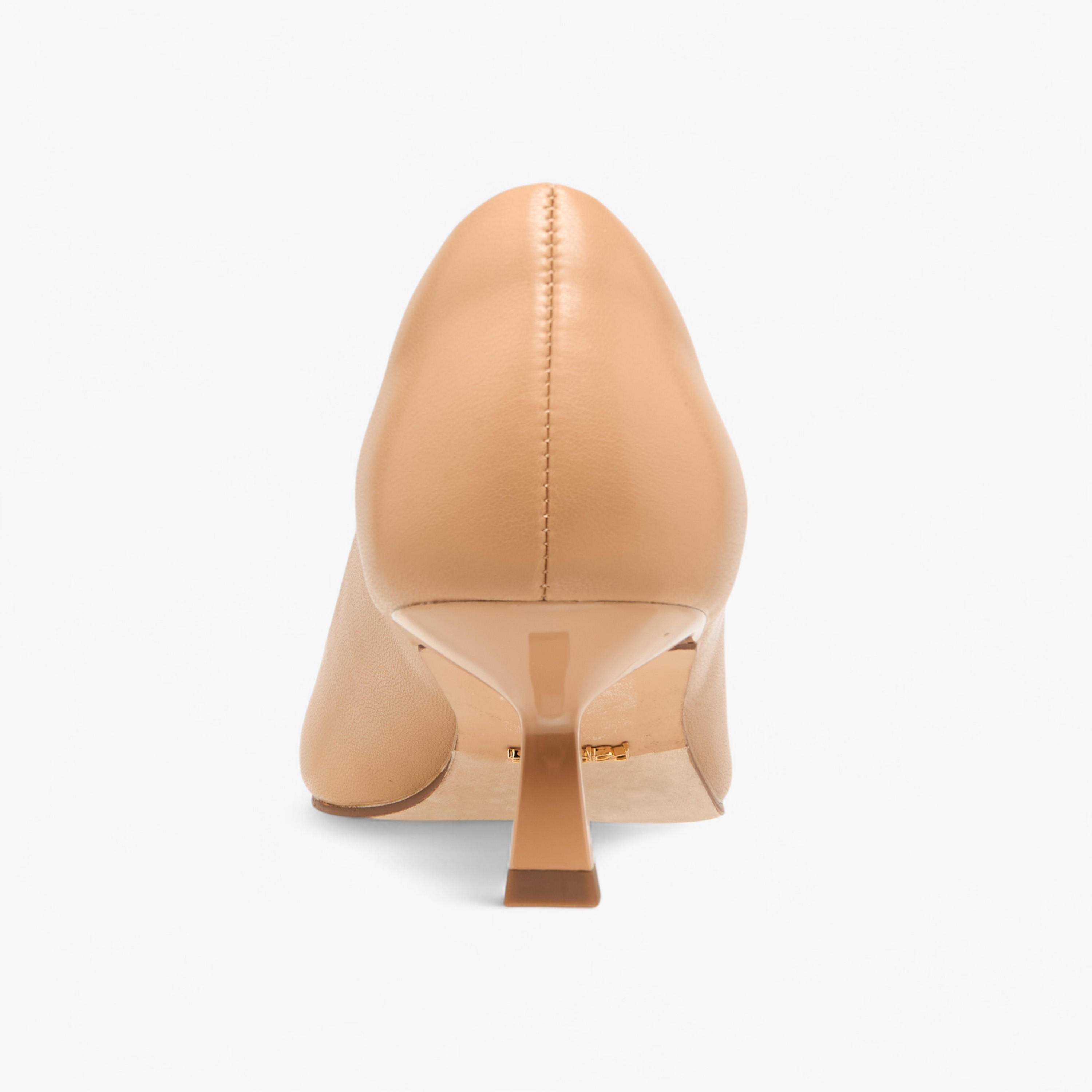 حذاء سادة بمقدمة مدببة وكعب صغير للنساء من بابريكا-women-shoes-sandals-heeled-image-5