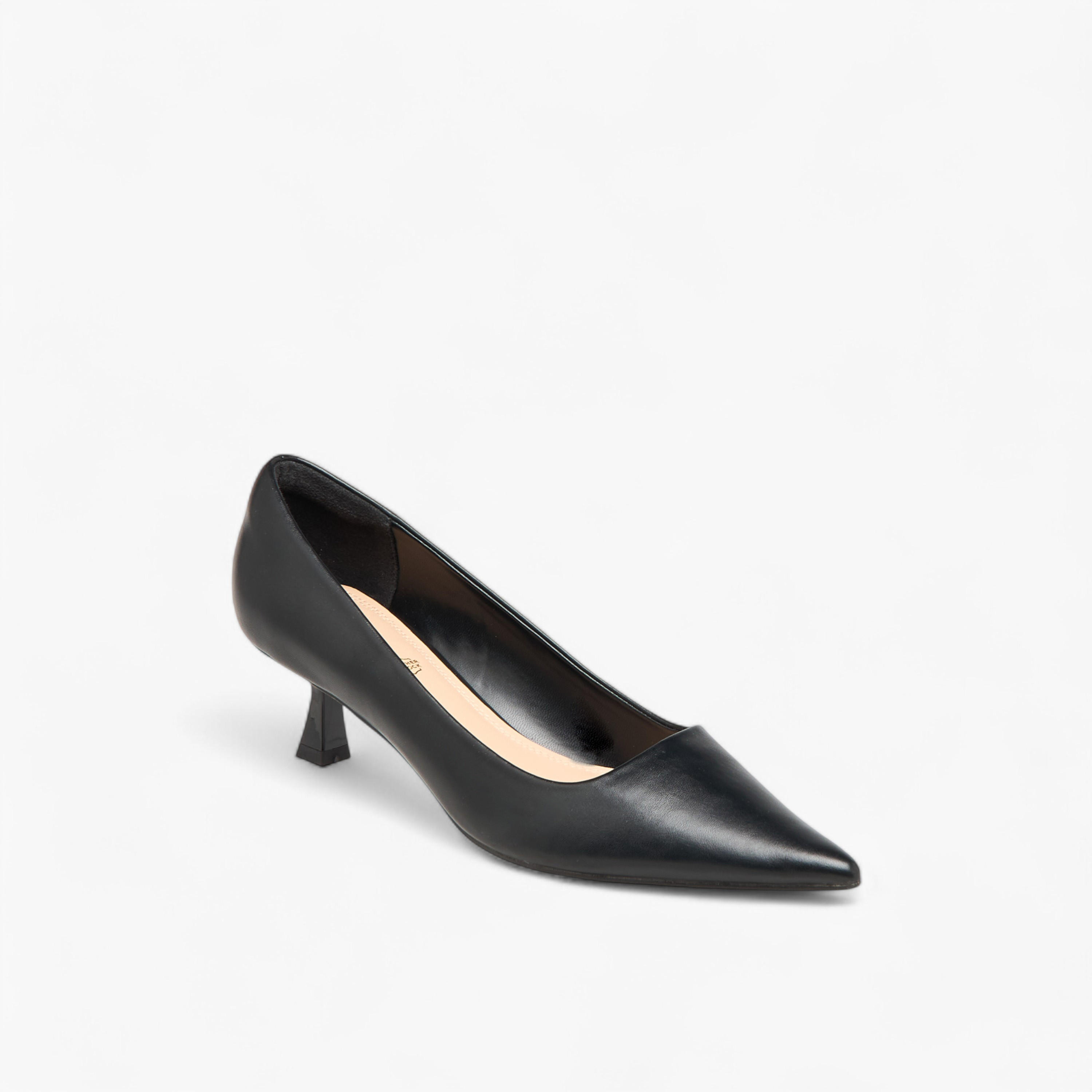حذاء سادة بمقدمة مدببة وكعب صغير للنساء من بابريكا-women-shoes-sandals-heeled-image-2