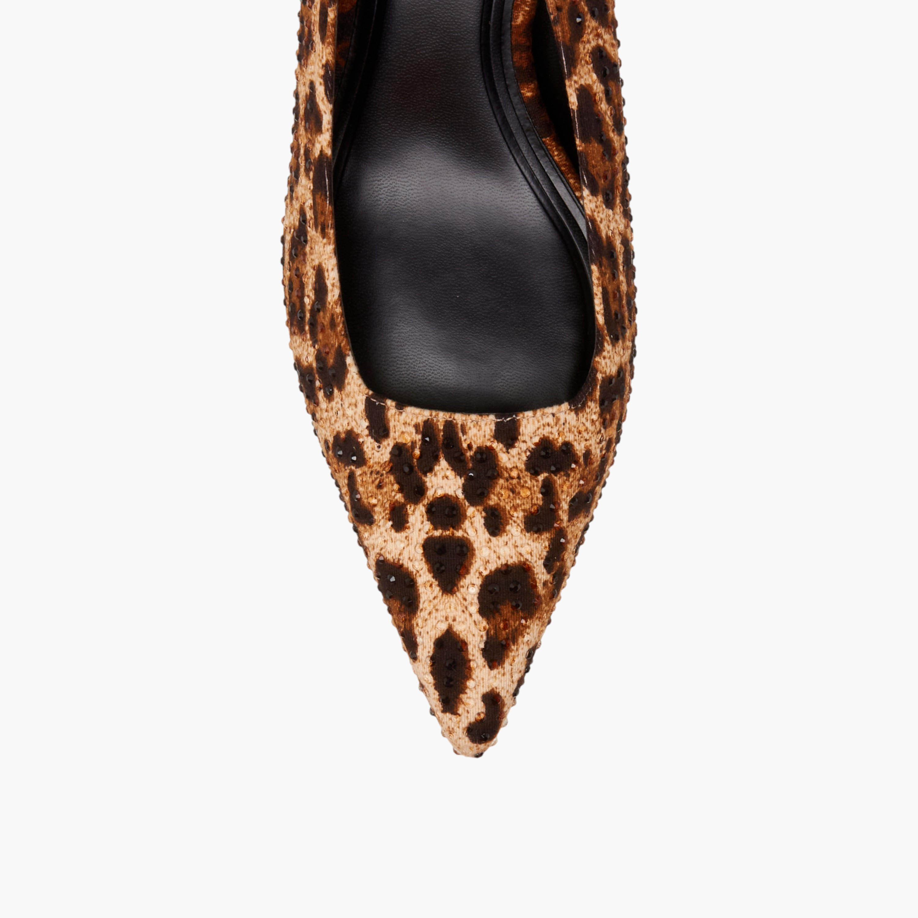 حذاء بكعب صغير وبحزام خلفي وطبعات حيوانات للنساء من سيليست-women-shoes-heels-image-4