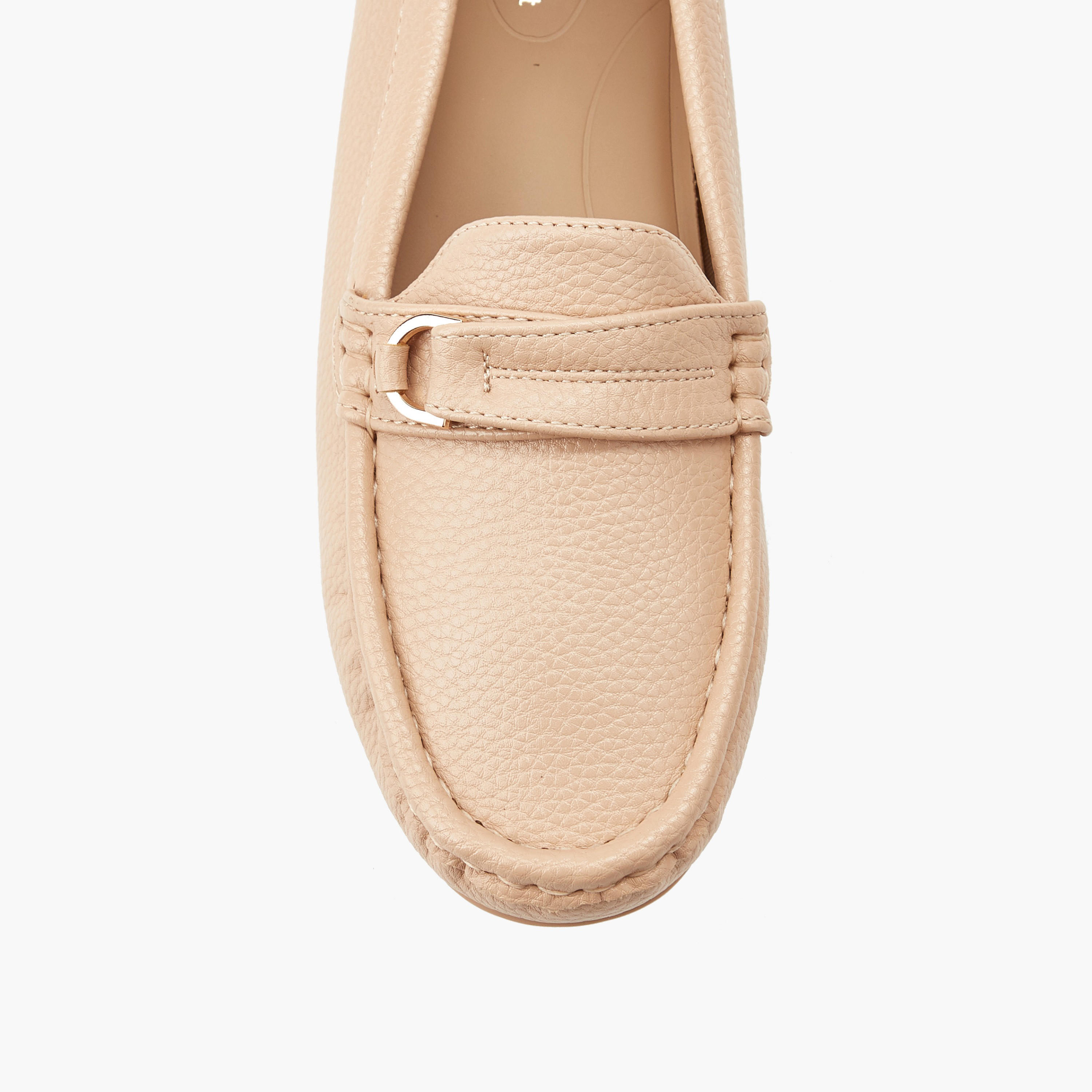حذاء لوفر سهل الارتداء للنساء من لو كونفورت-women-shoes-loafersandmoccasins-image-4