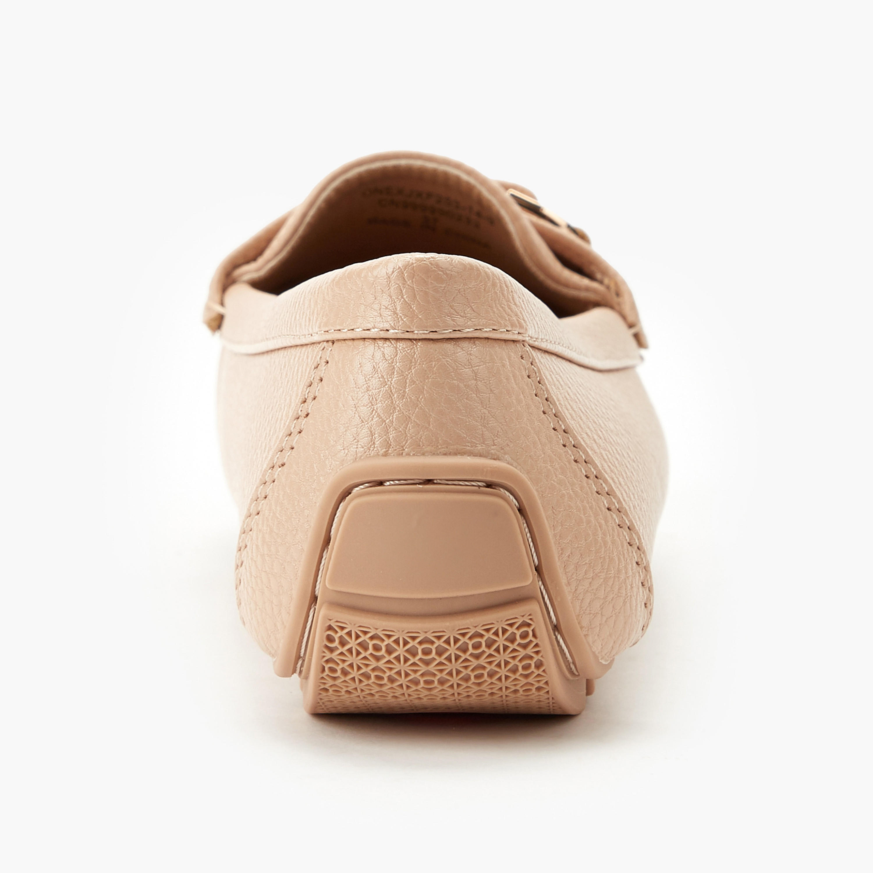 حذاء لوفر سهل الارتداء للنساء من لو كونفورت-women-shoes-loafersandmoccasins-image-5