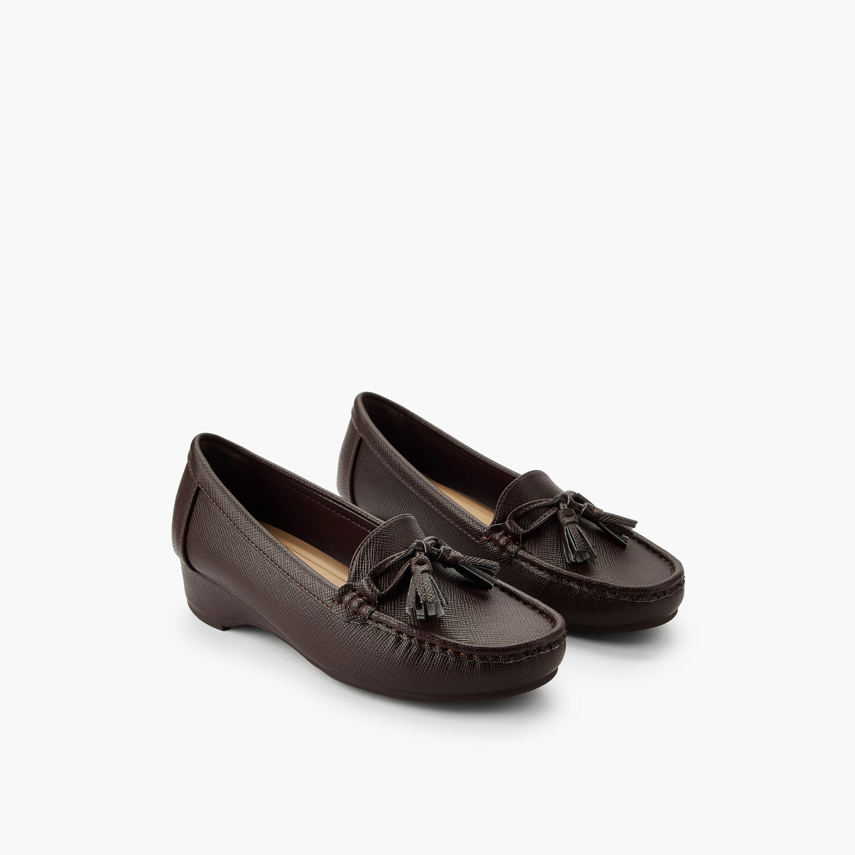 حذاء لوفرز بشرابة للنساء من فلورا بيلا-women-shoes-flats-loafers-image-1