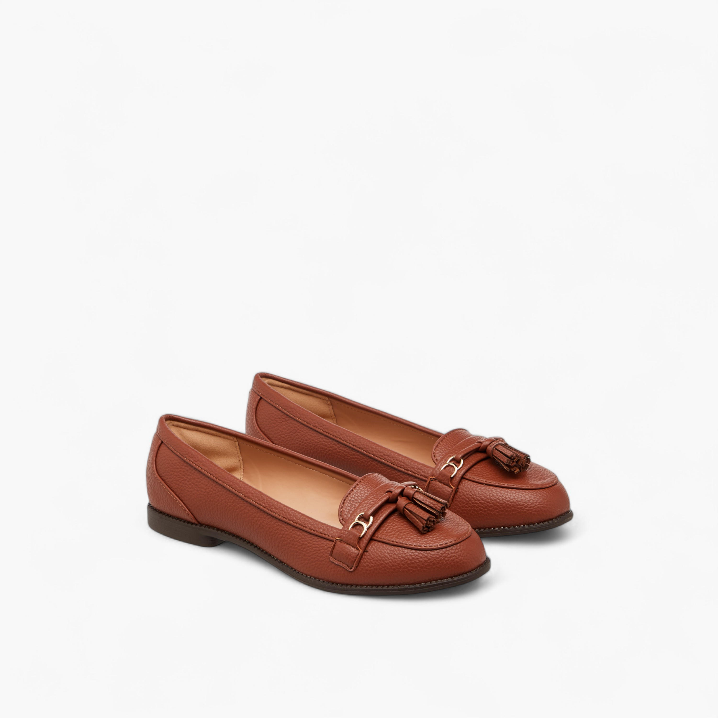 حذاء لوفر سهل الارتداء بشرابة من بابريكا-women-shoes-loafersandmoccasins-image-1