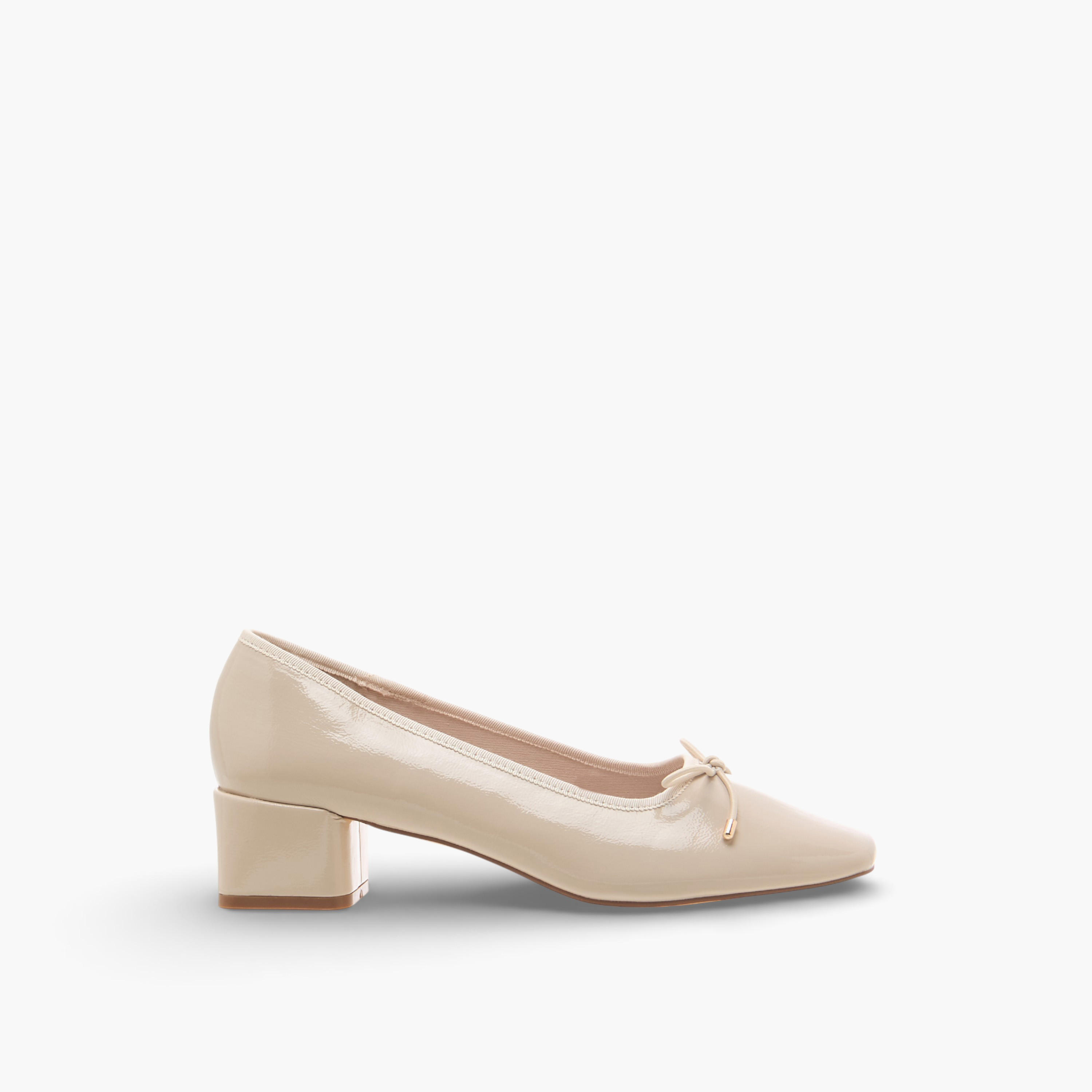 حذاء كلاسيكي بكعب سميك للنساء من سيليست-women-shoes-sandals-heeled-image-3