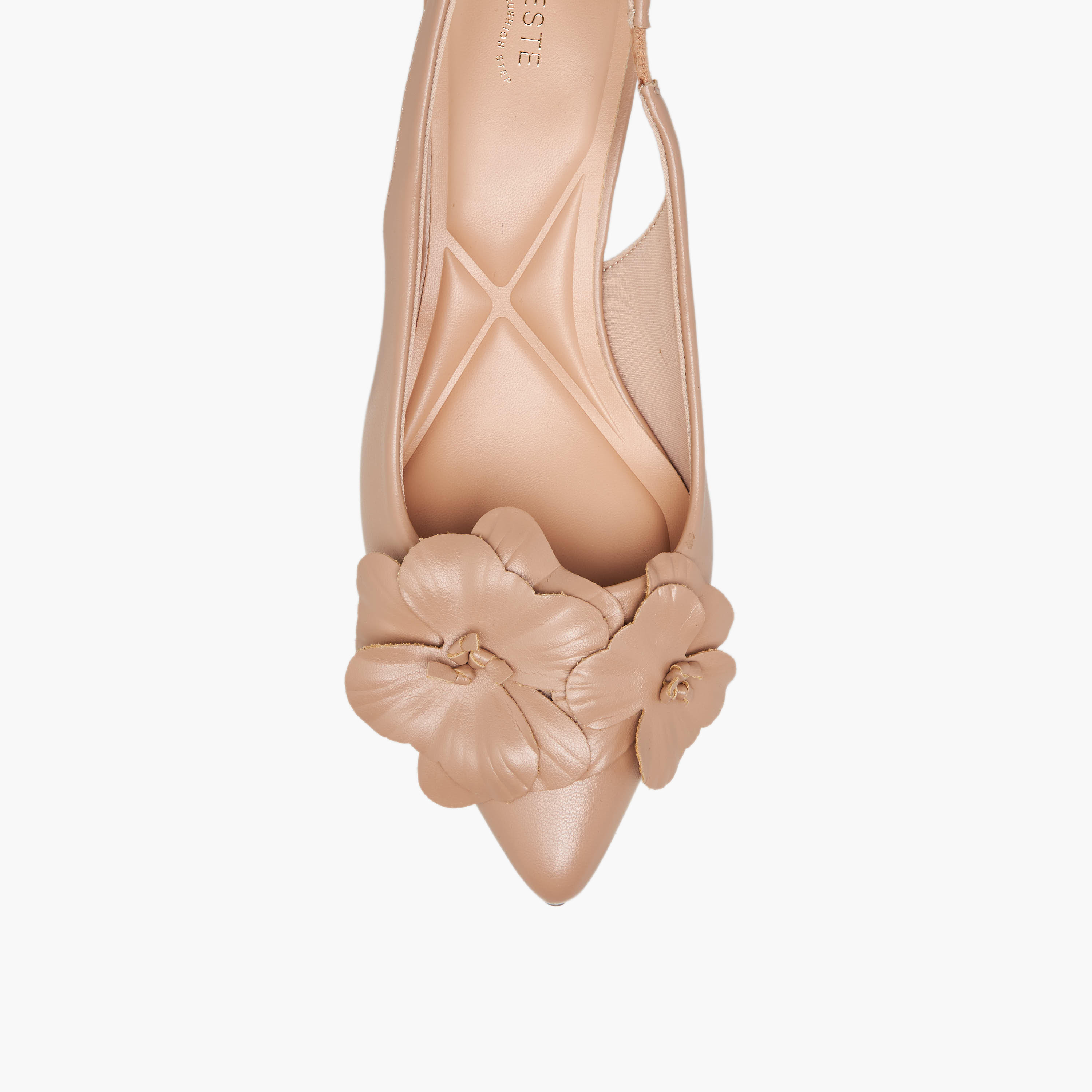 حذاء بحزام خلفي وزينة زهور وكعب صغير للنساء من سيليست-women-shoes-sandals-heeled-image-4