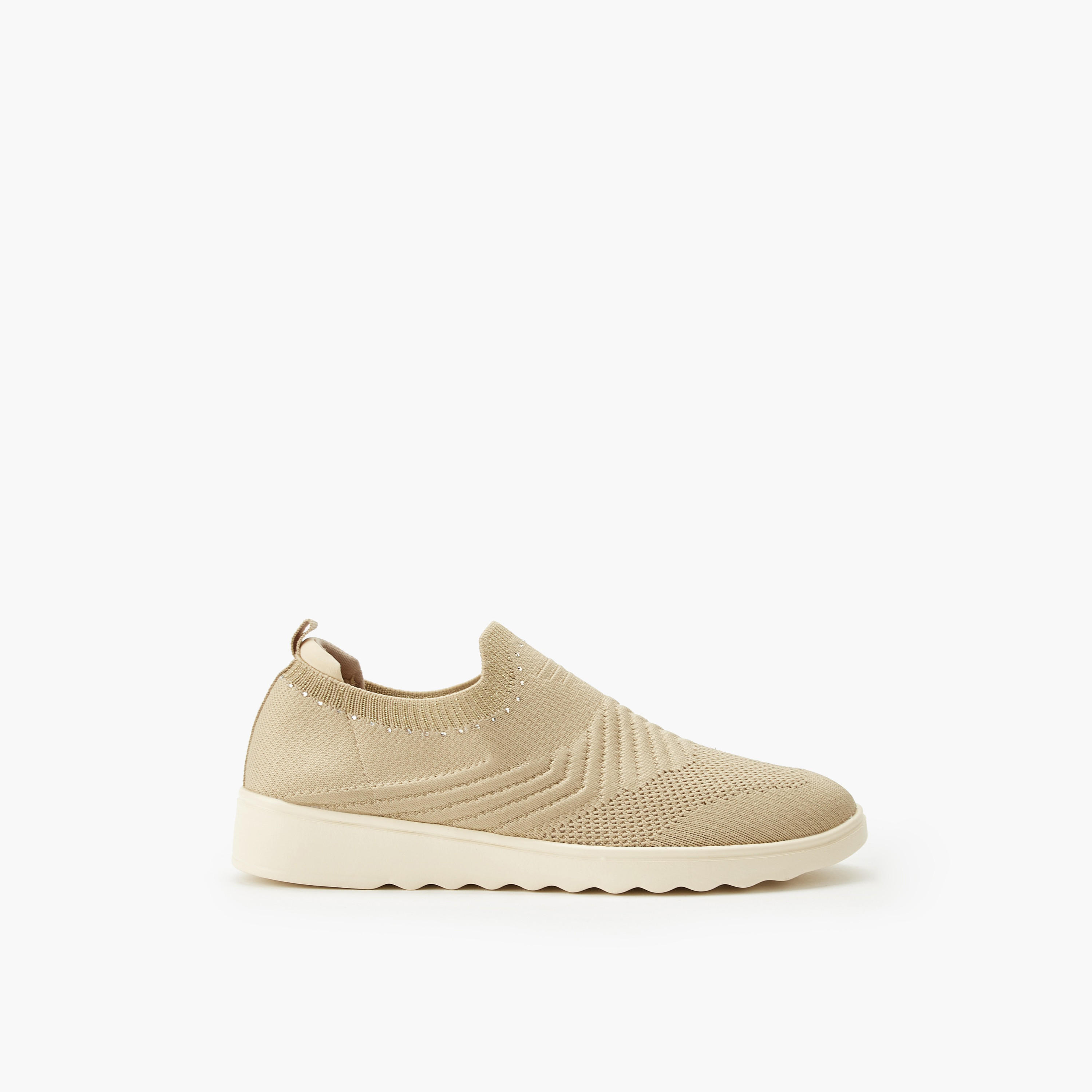 حذاء مزين للنساء من لو كونفورت-women-shoes-sneakers-image-3
