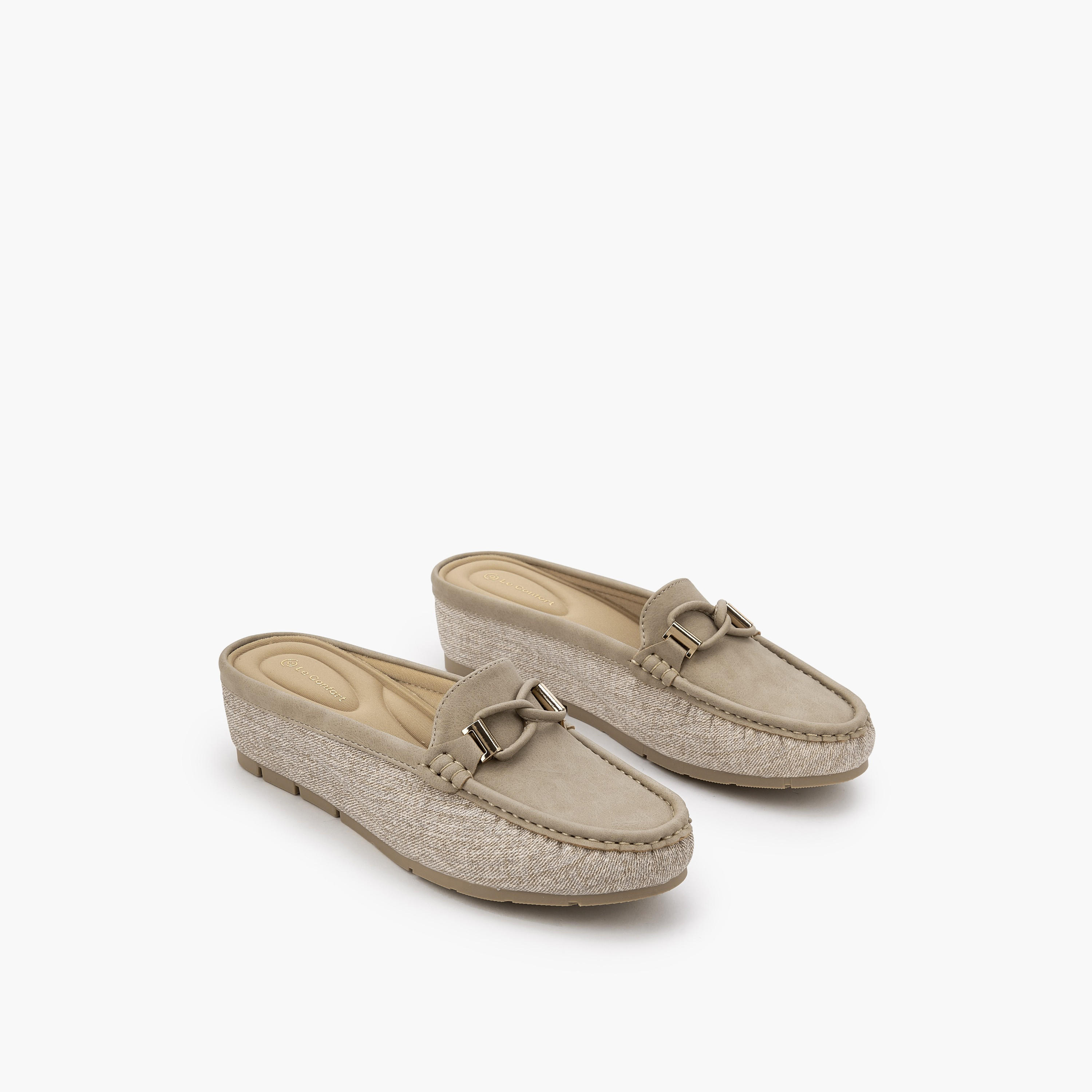 حذاء ميول بكعب ويدج للنساء من لو كونفورت-women-shoes-flats-mules-image-1