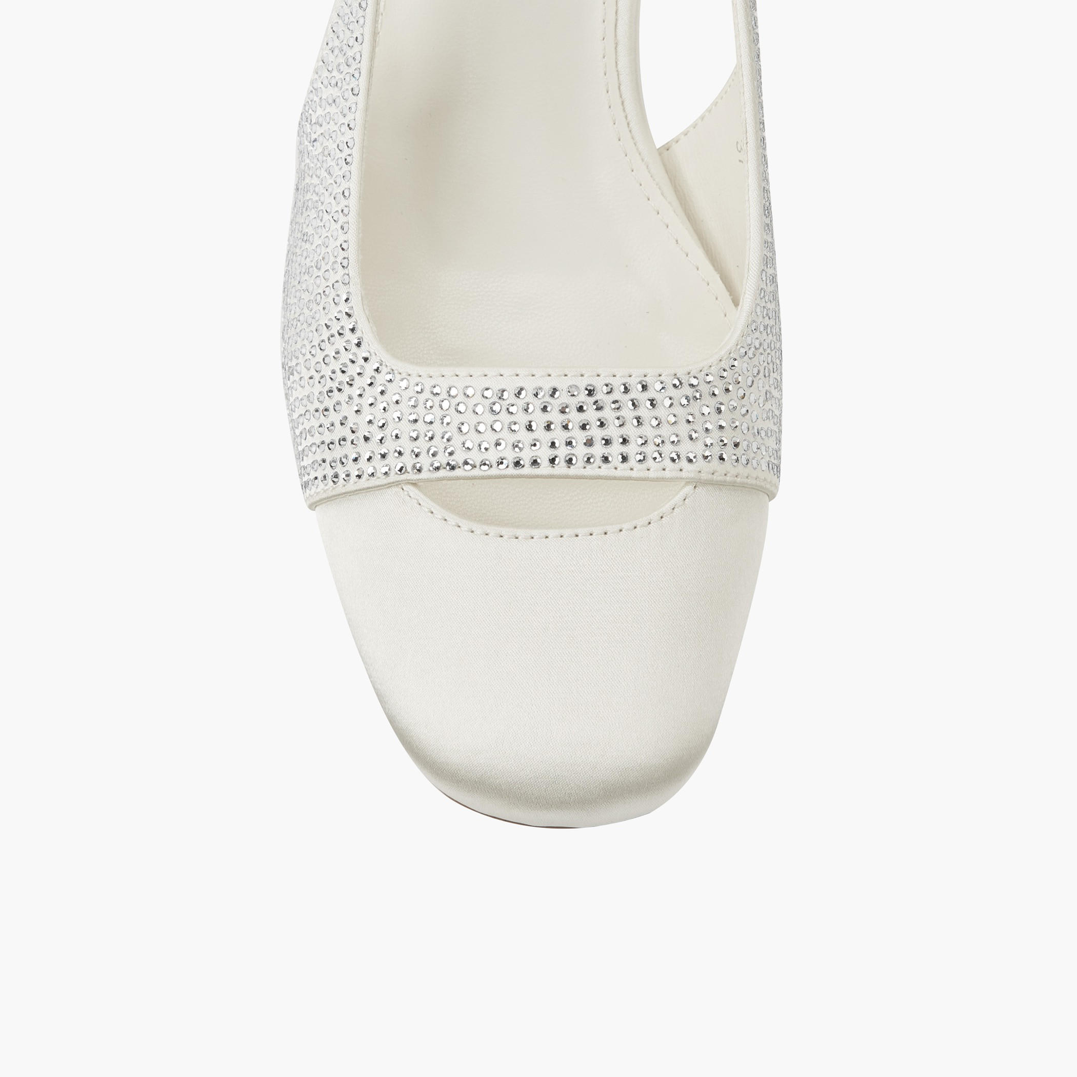حذاء مزين بكعب سميك للنساء من فلورا بيلا-women-shoes-heels-image-4