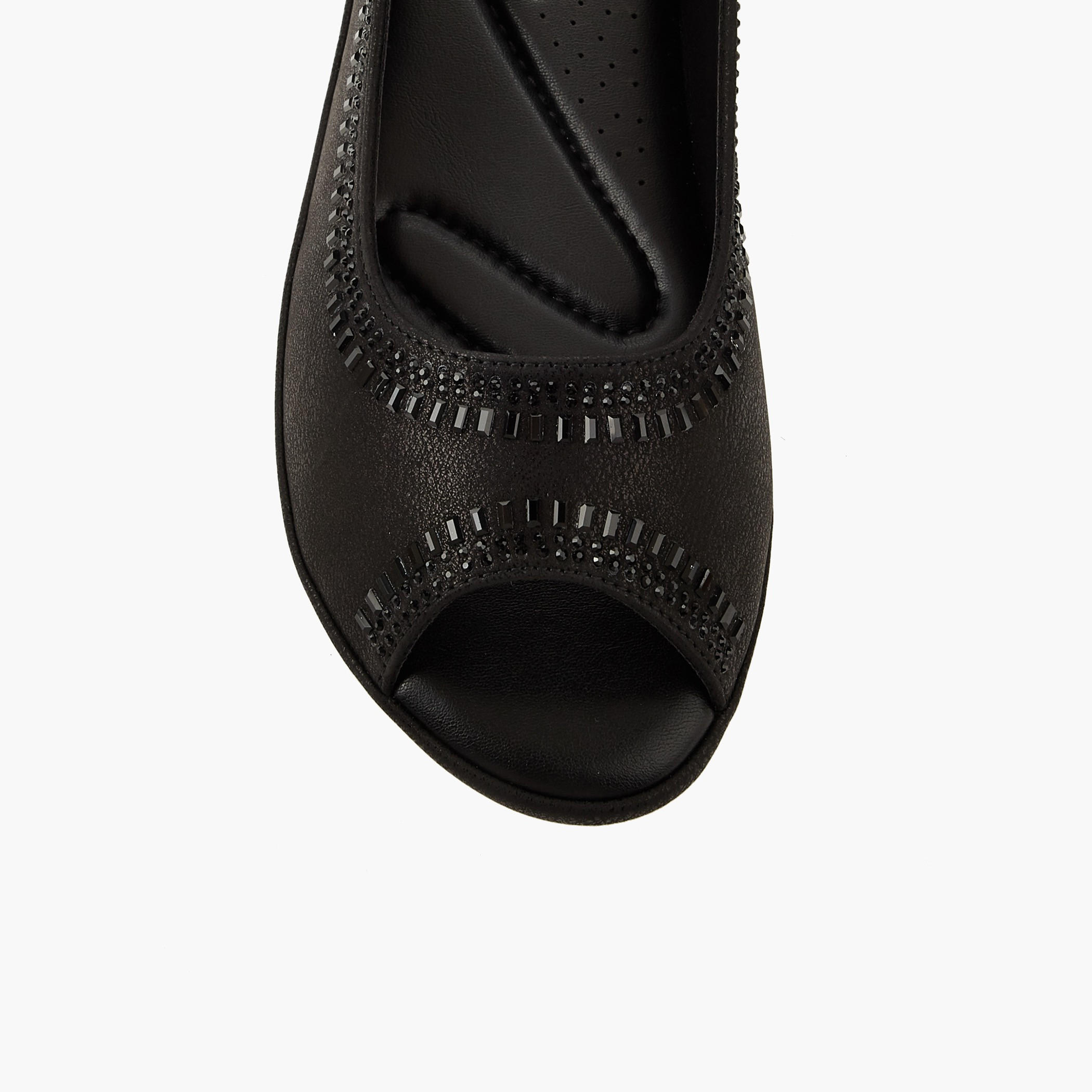 صندل مزين بمقدمة مفتوحة للنساء من لو كونفورت-women-shoes-flats-sandals-image-4
