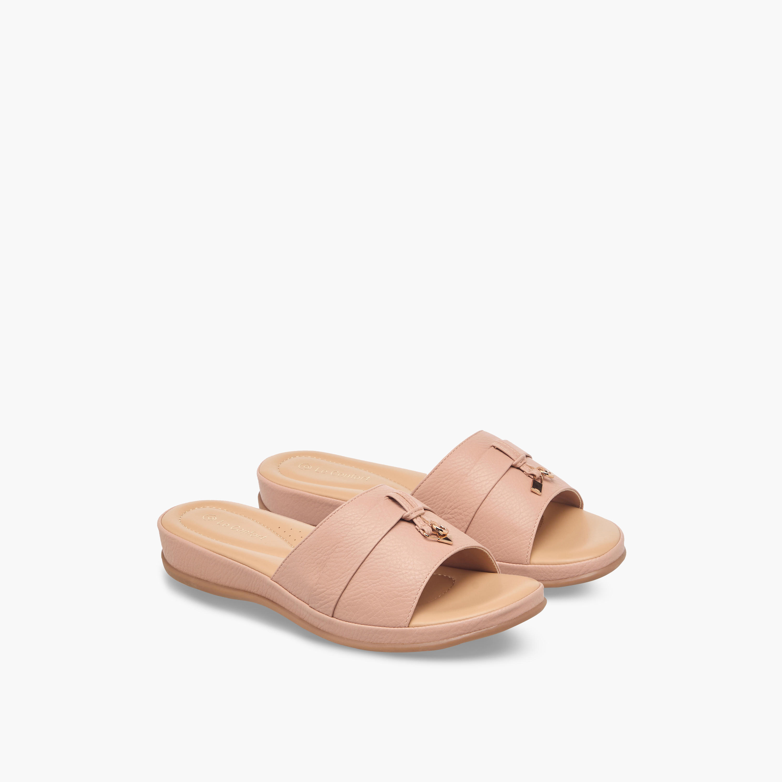 صندل سهل الارتداء بتزيينات للنساء من لو كونفورت-women-shoes-flats-sandals-image-1