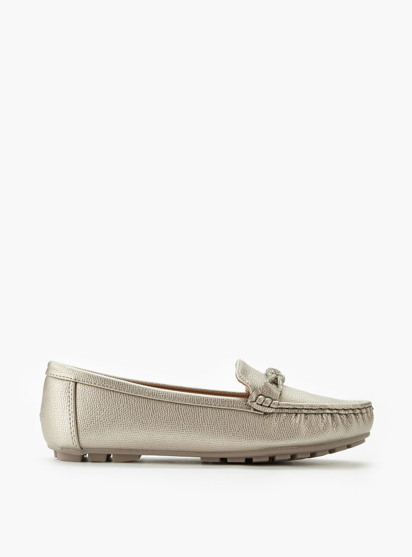 حذاء خفيف مزين بتفاصيل للنساء من لو كونفورت-women-shoes-flats-moccasins-image-3