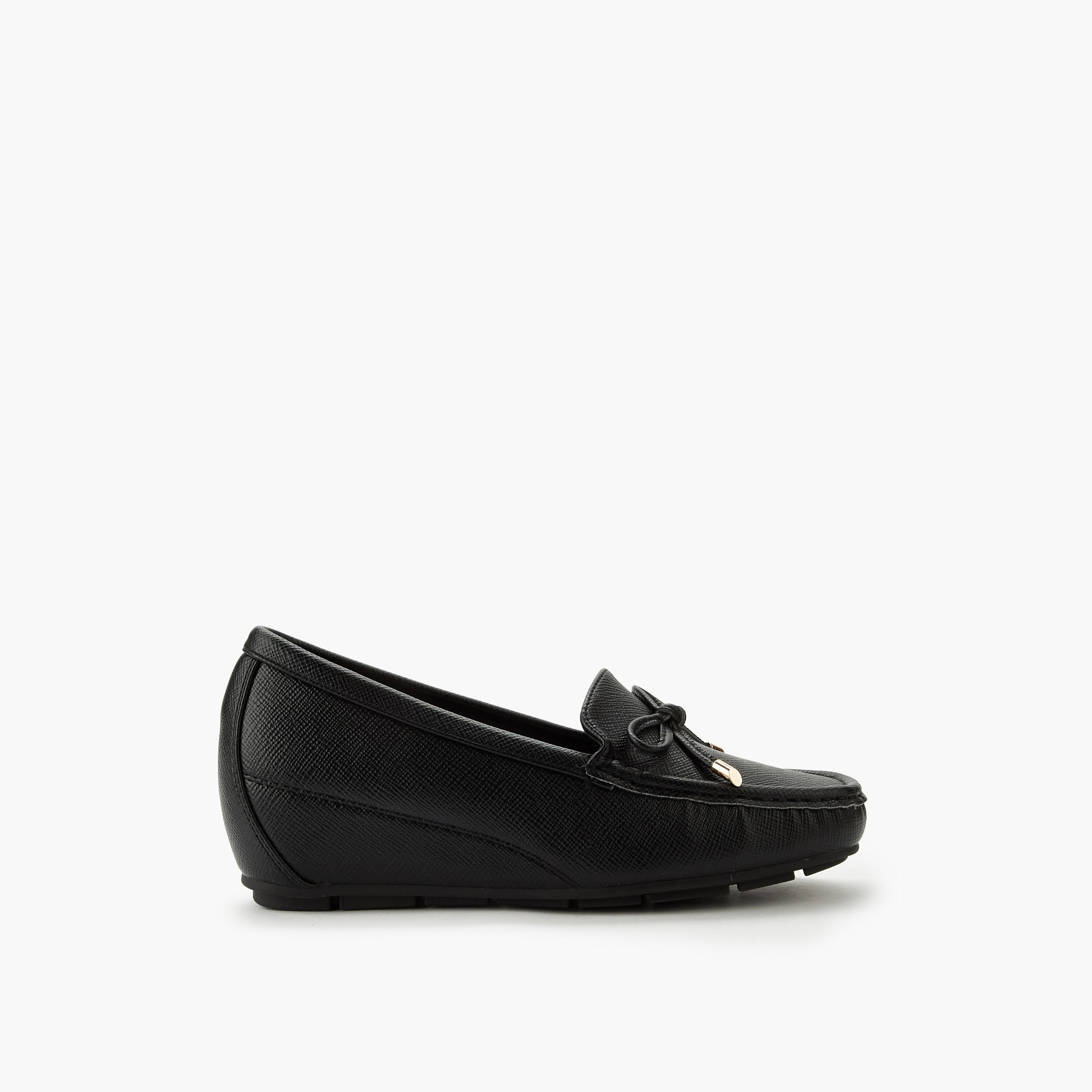 حذاء لوفرز بكعب سميك للنساء من لو كونفورت-women-shoes-loafersandmoccasins-image-3
