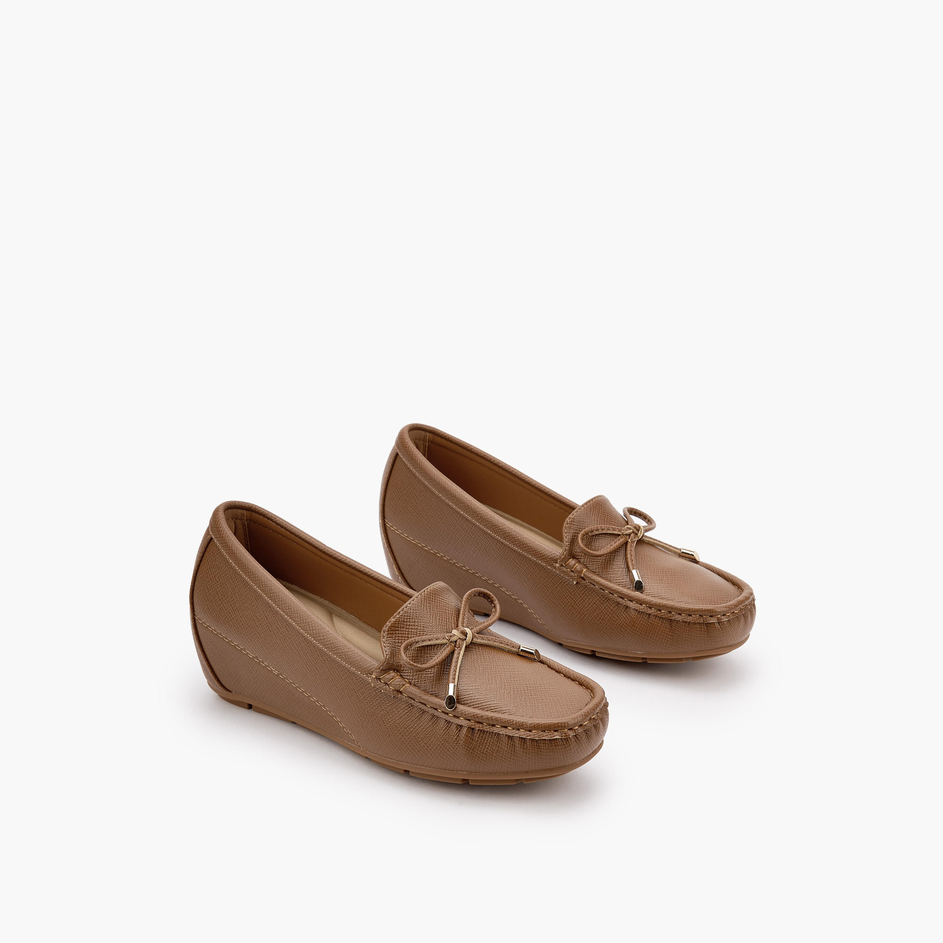 حذاء لوفرز بكعب سميك للنساء من لو كونفورت-women-shoes-loafersandmoccasins-image-1