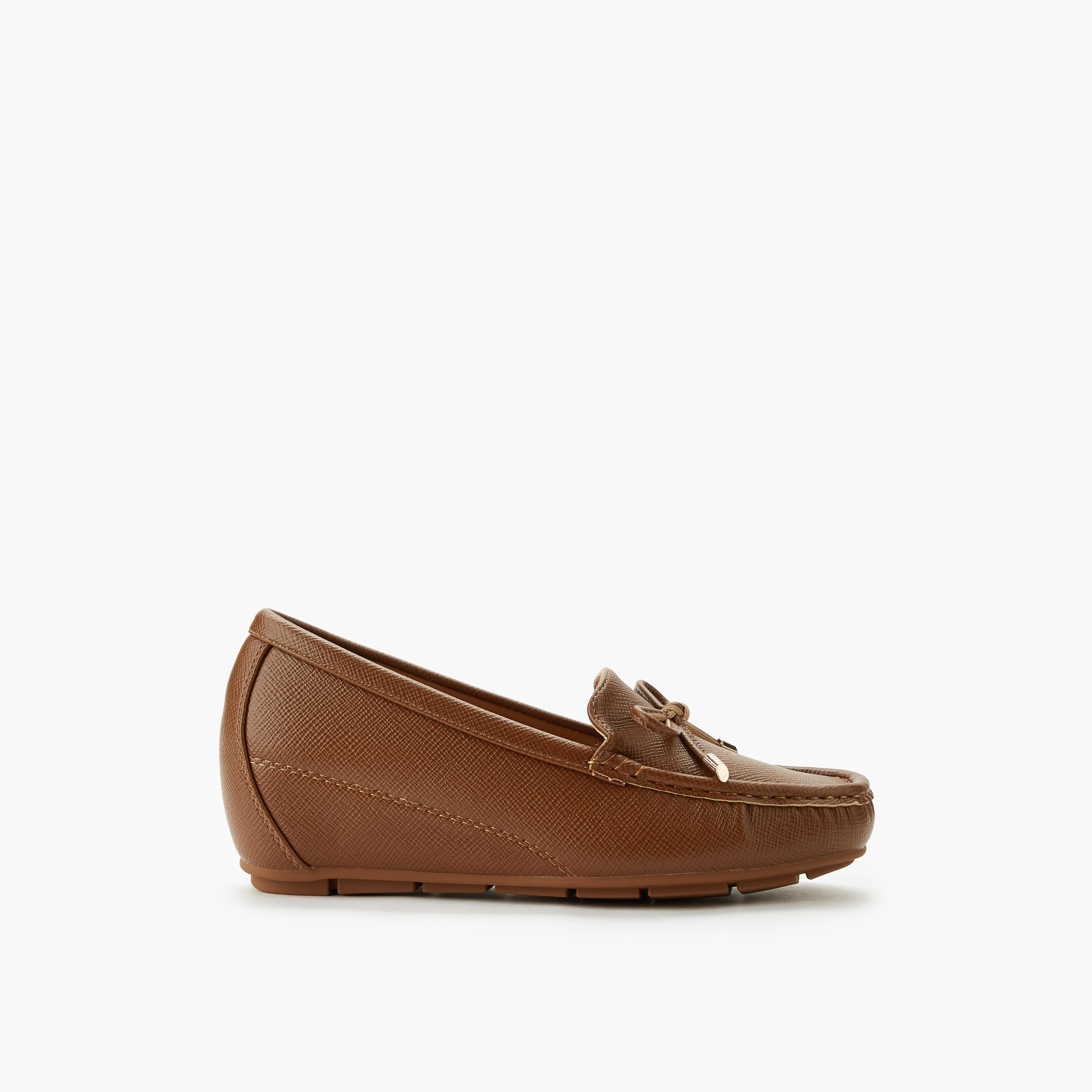 حذاء لوفرز بكعب سميك للنساء من لو كونفورت-women-shoes-loafersandmoccasins-image-3
