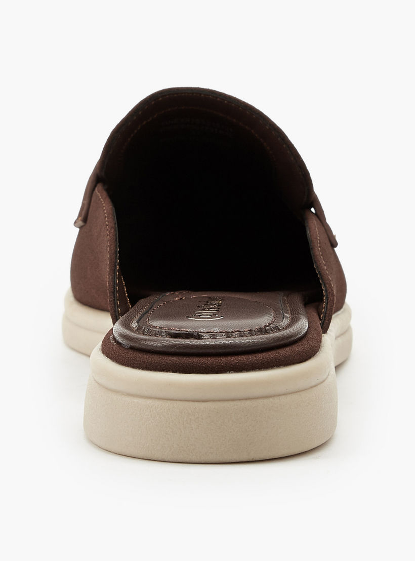 حذاء ميول بزينة معدنية للنساء من لو كونفورت-women-shoes-flats-mules-image-5
