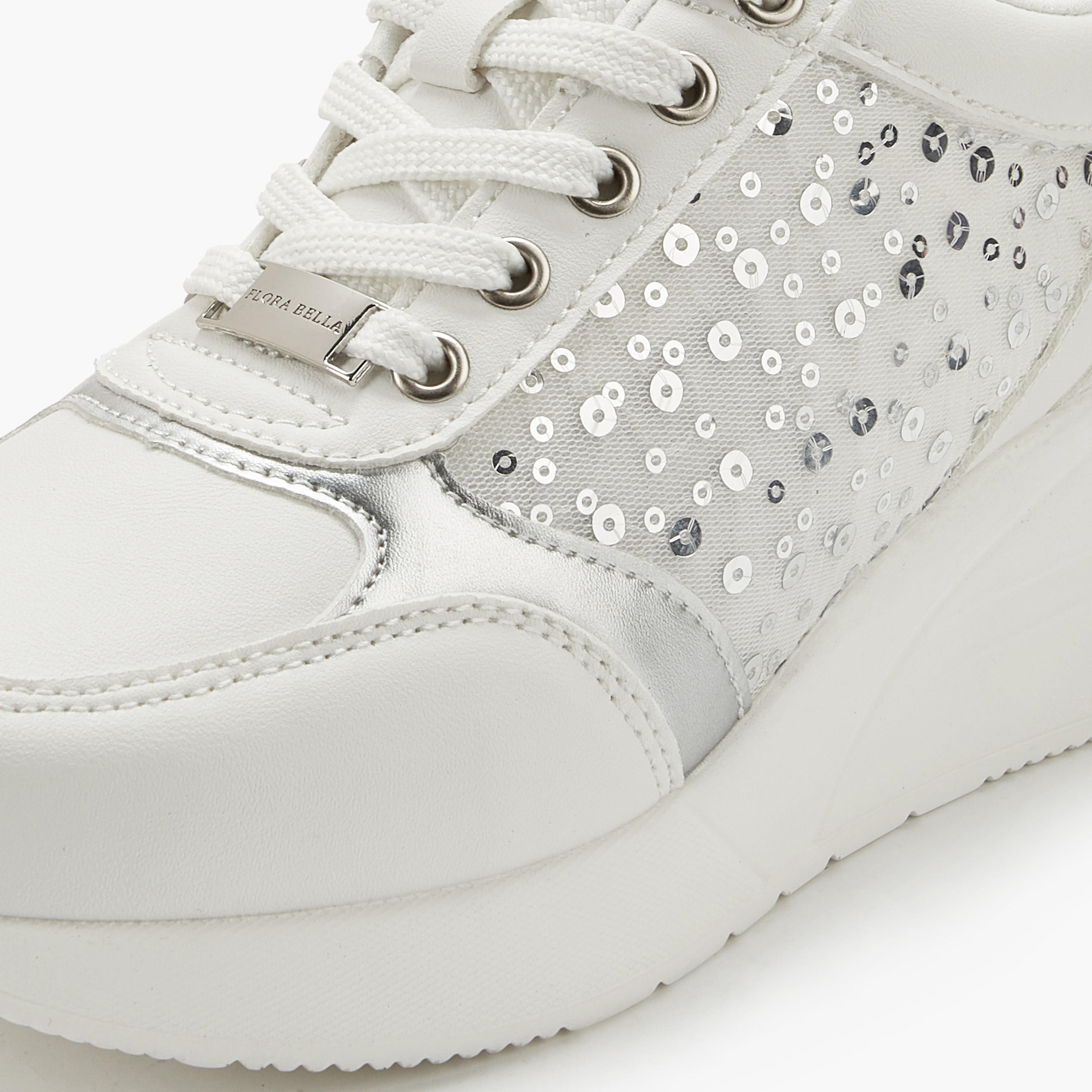 حذاء سنيكرز بطول الكاحل ورباط إغلاق للنساء من فلورا بيلا-women-shoes-sneakers-image-4