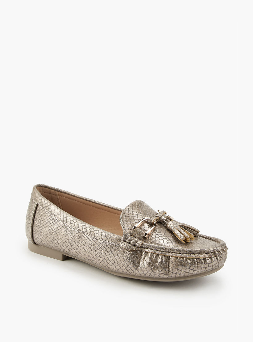 Flora Bella Textured Slip-On Loafers with Tassel Accent-women-shoes-loafersandmoccasins-image-3