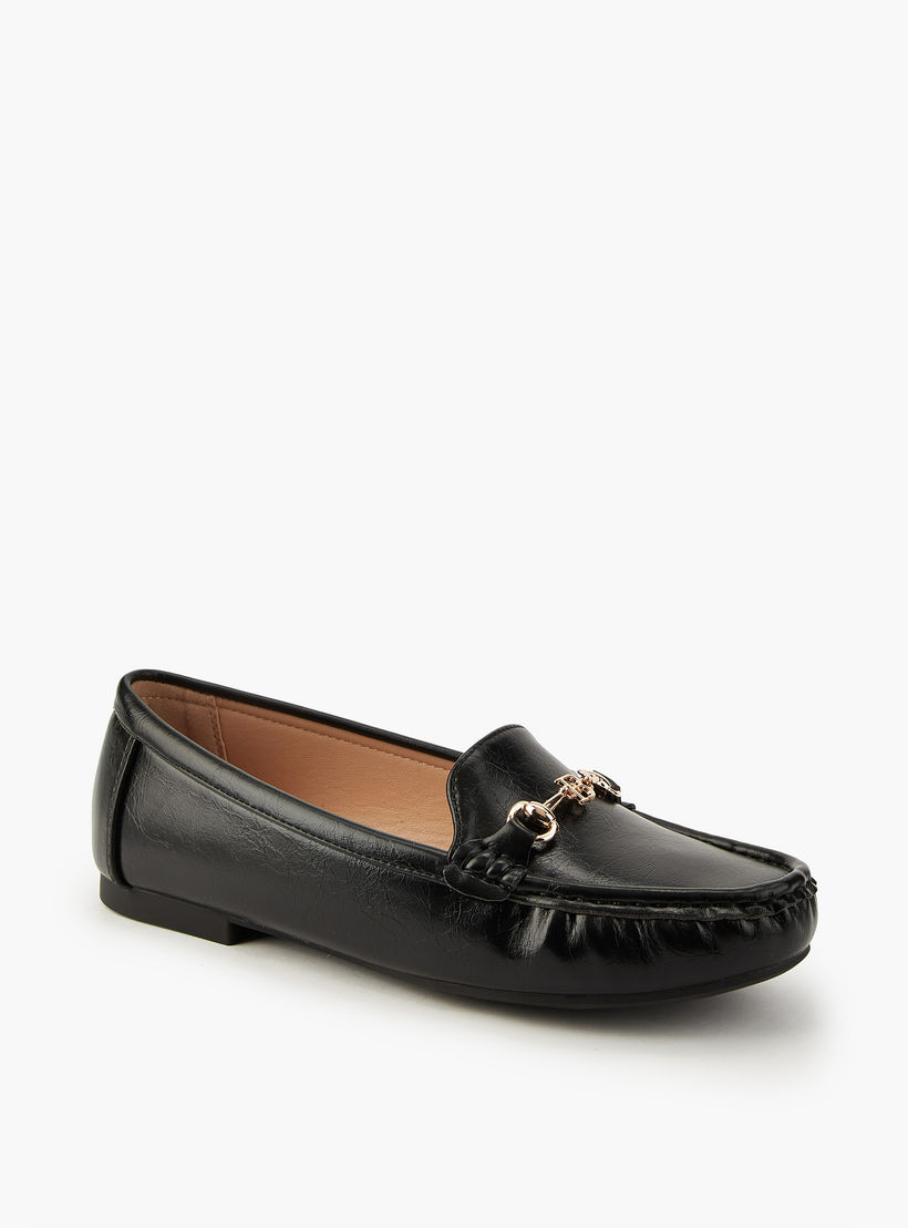 حذاء خفيف سهل الارتداء سادة بزينة ميتالك من فلورا بيلا-women-shoes-flats-moccasins-image-3